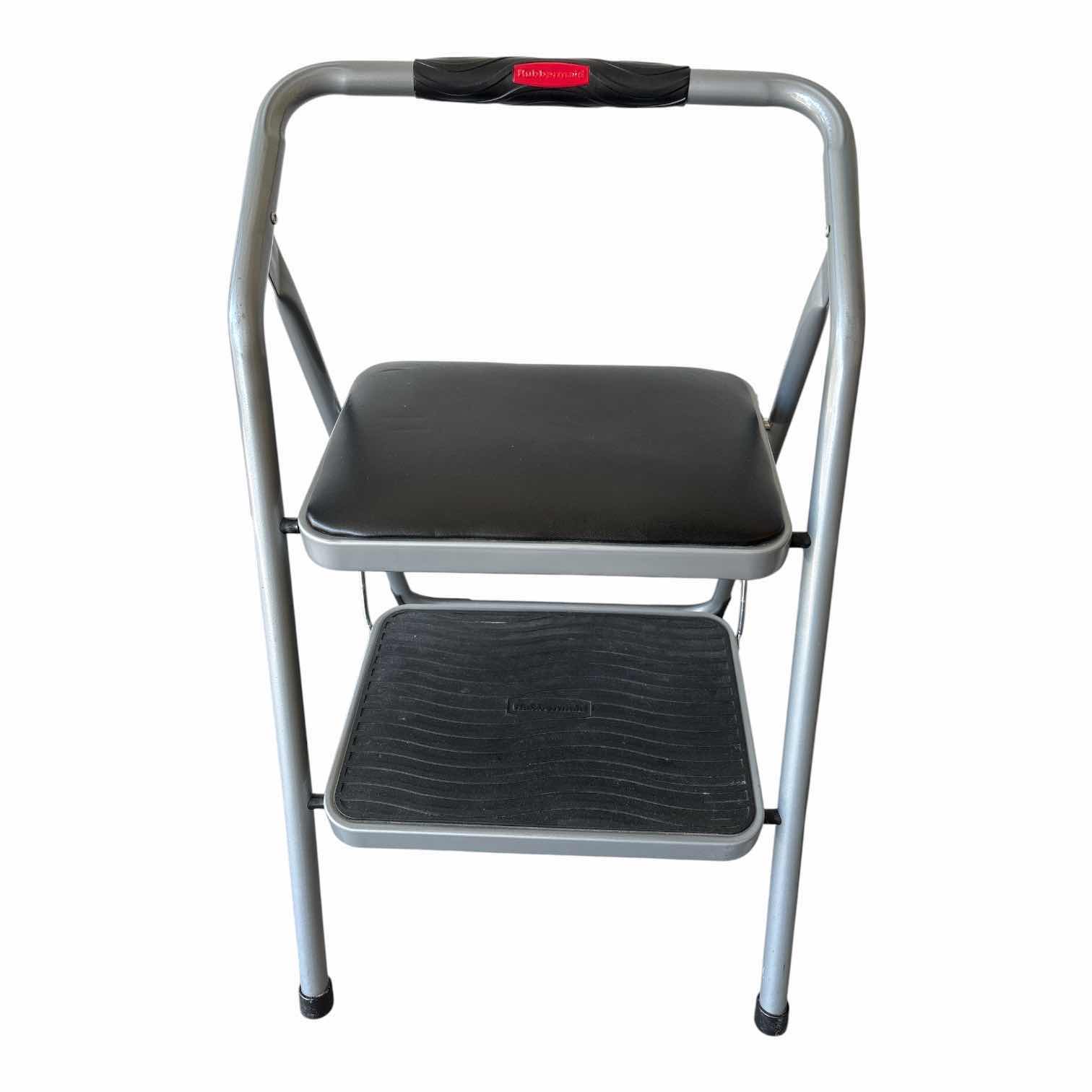 Photo 1 of (2)PCS FOLDABLE STEP STOOL H32”