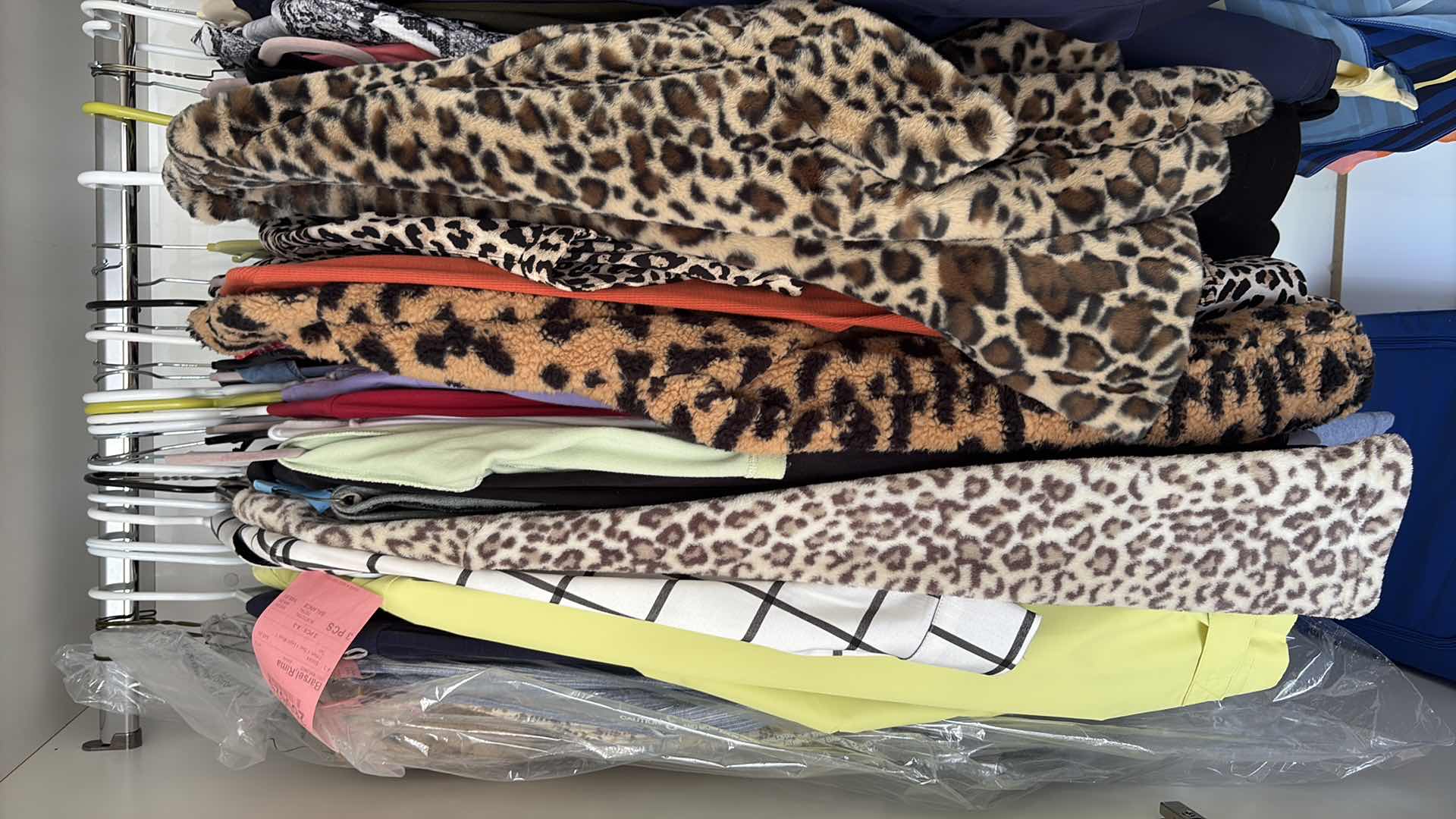 Photo 1 of CONTENTS OF GARAGE STORAGE WOMENS CLOTHING XL-2XL