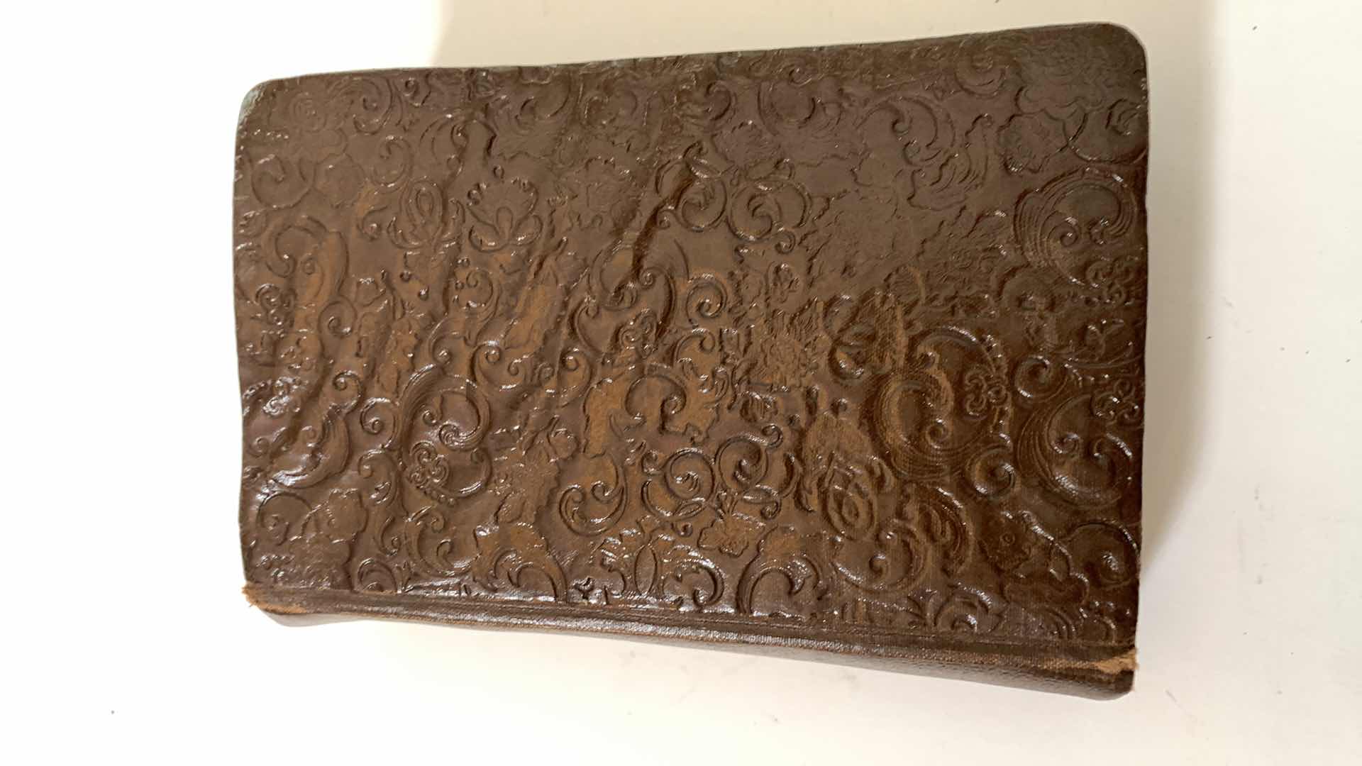 Photo 1 of VINTAGE HOLY BIBLE FEATURING COPPER PLATE OF MOSES IN HEBREW