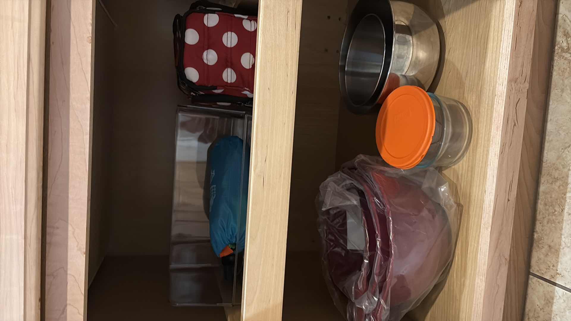 Photo 1 of CONTENTS OF KITCHEN DRAWER