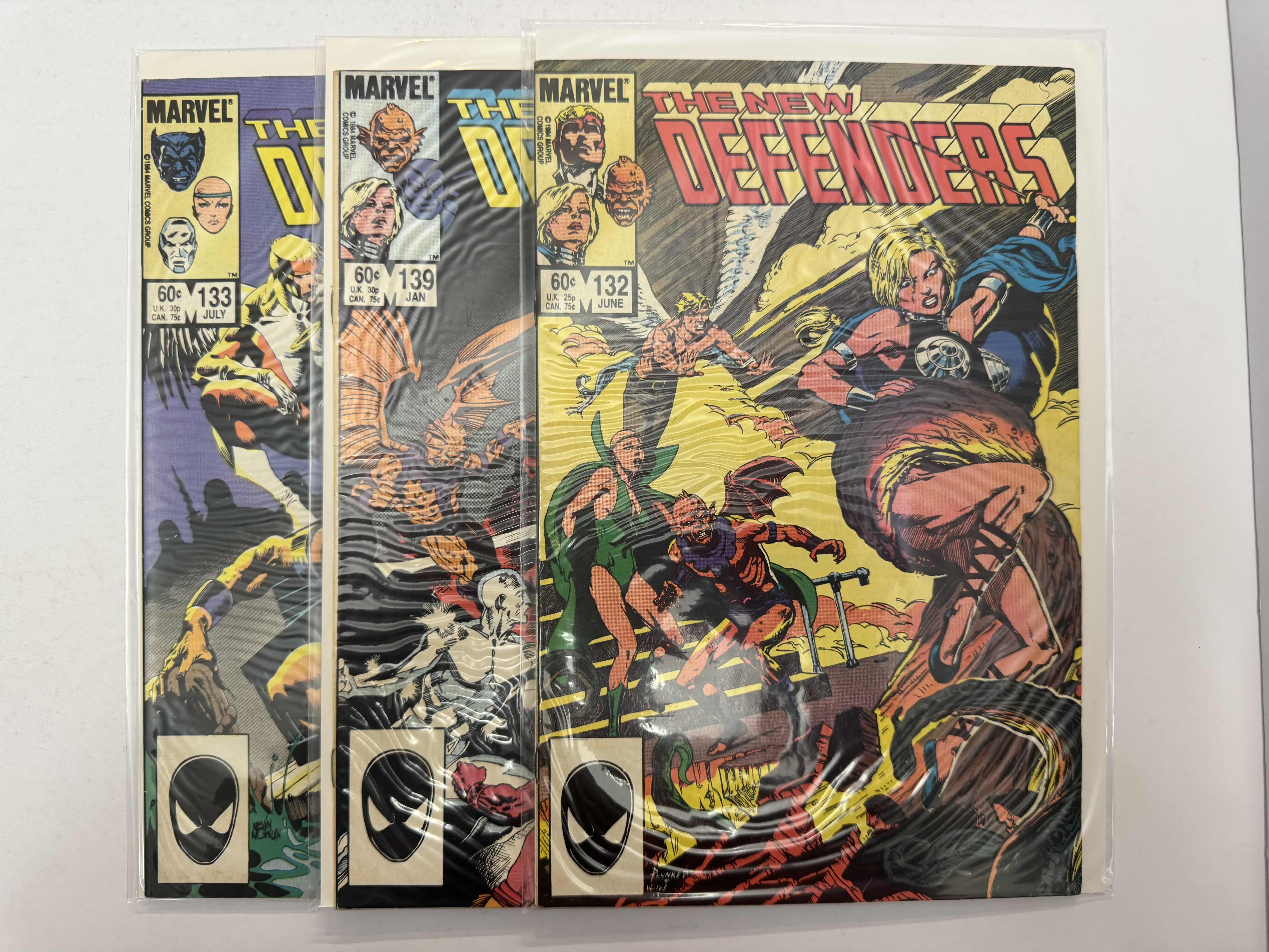 Photo 1 of 6- VINTAGE MARVEL THE NEW DEFENDERS COMIC BOOKS