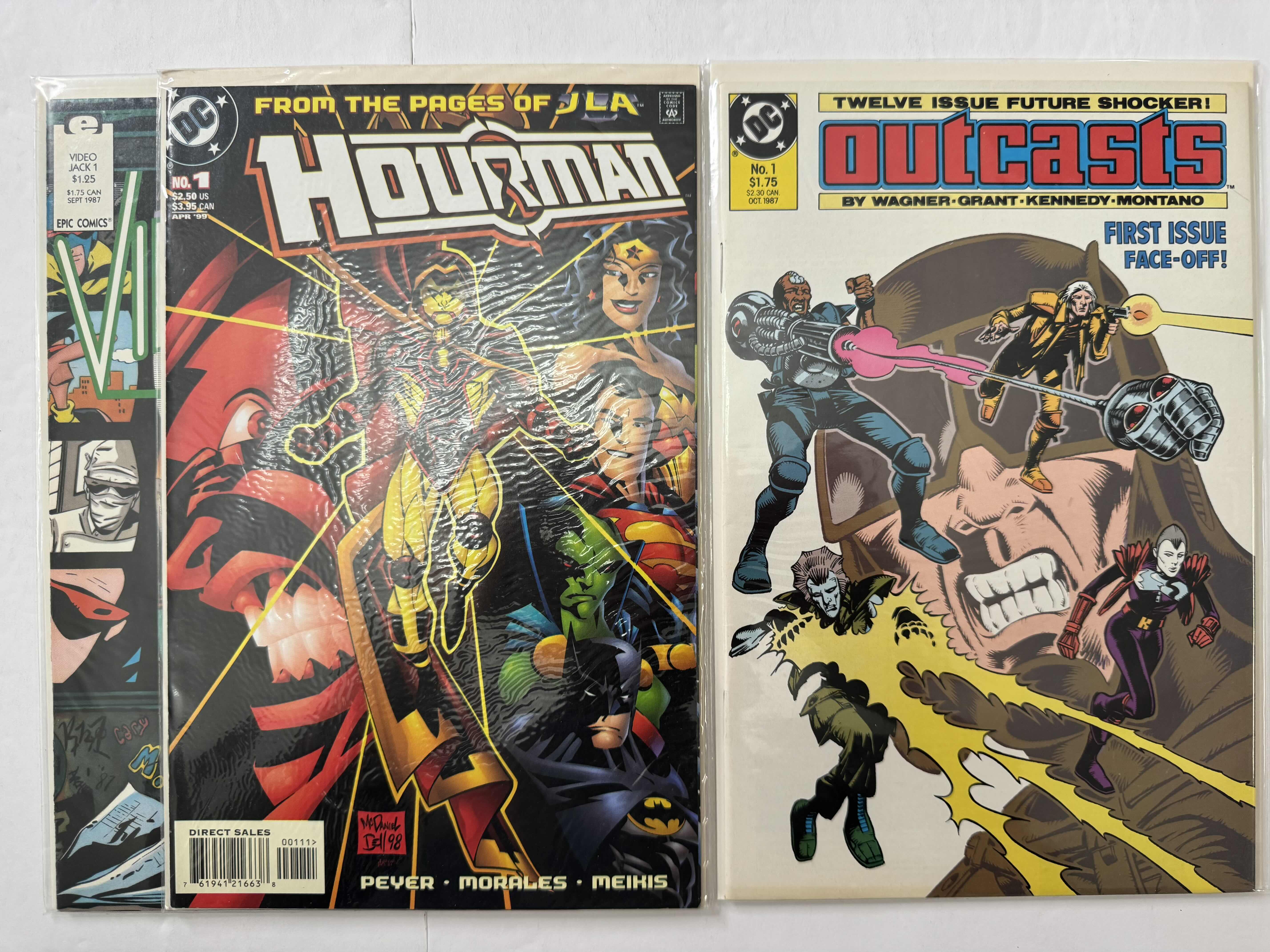 Photo 1 of 6- VINTAGE ASSORTED COMIC BOOKS