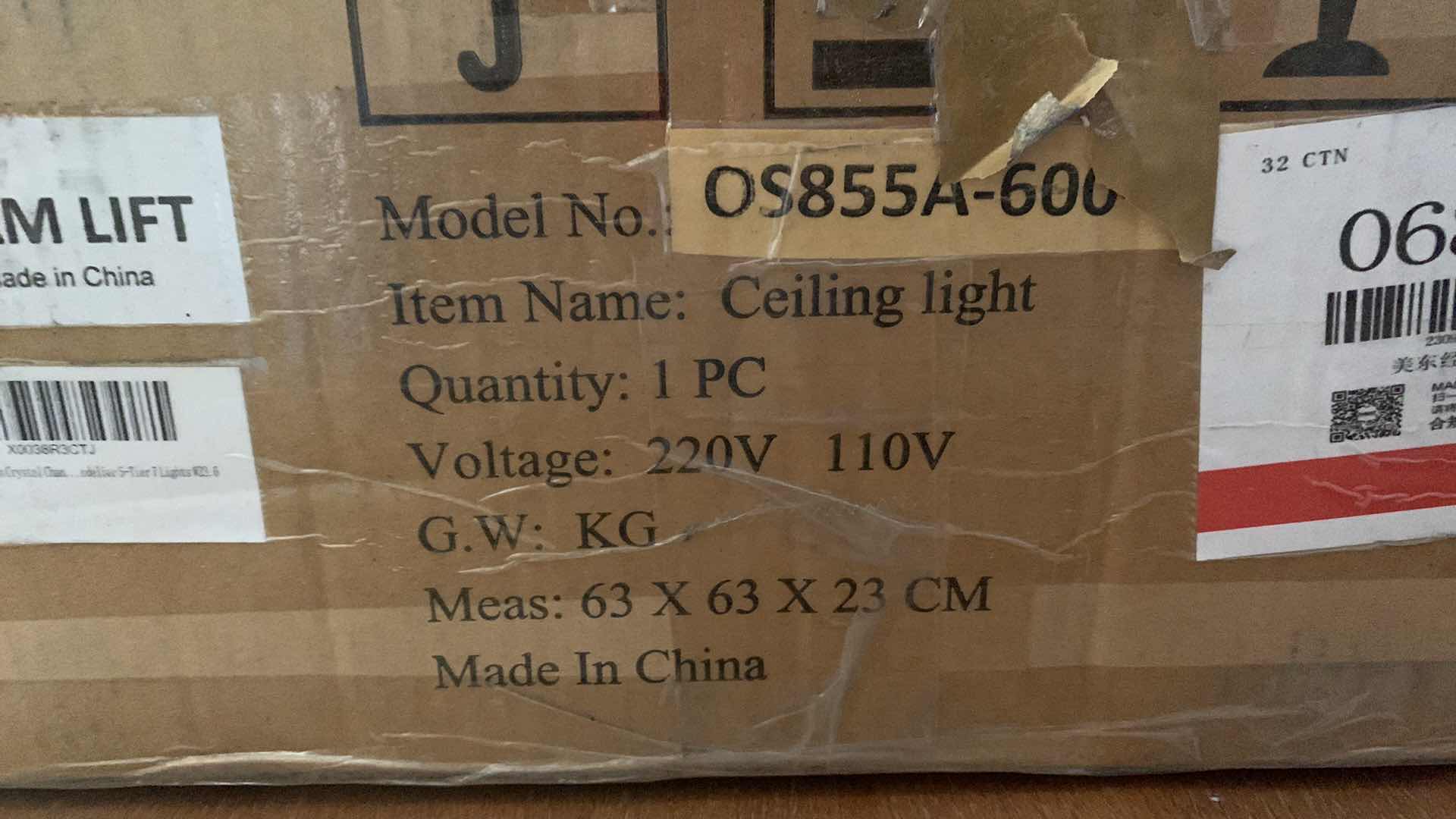 Photo 1 of GOLD TONE LIGHTING CHANDELIER MODEL OS855A-600
