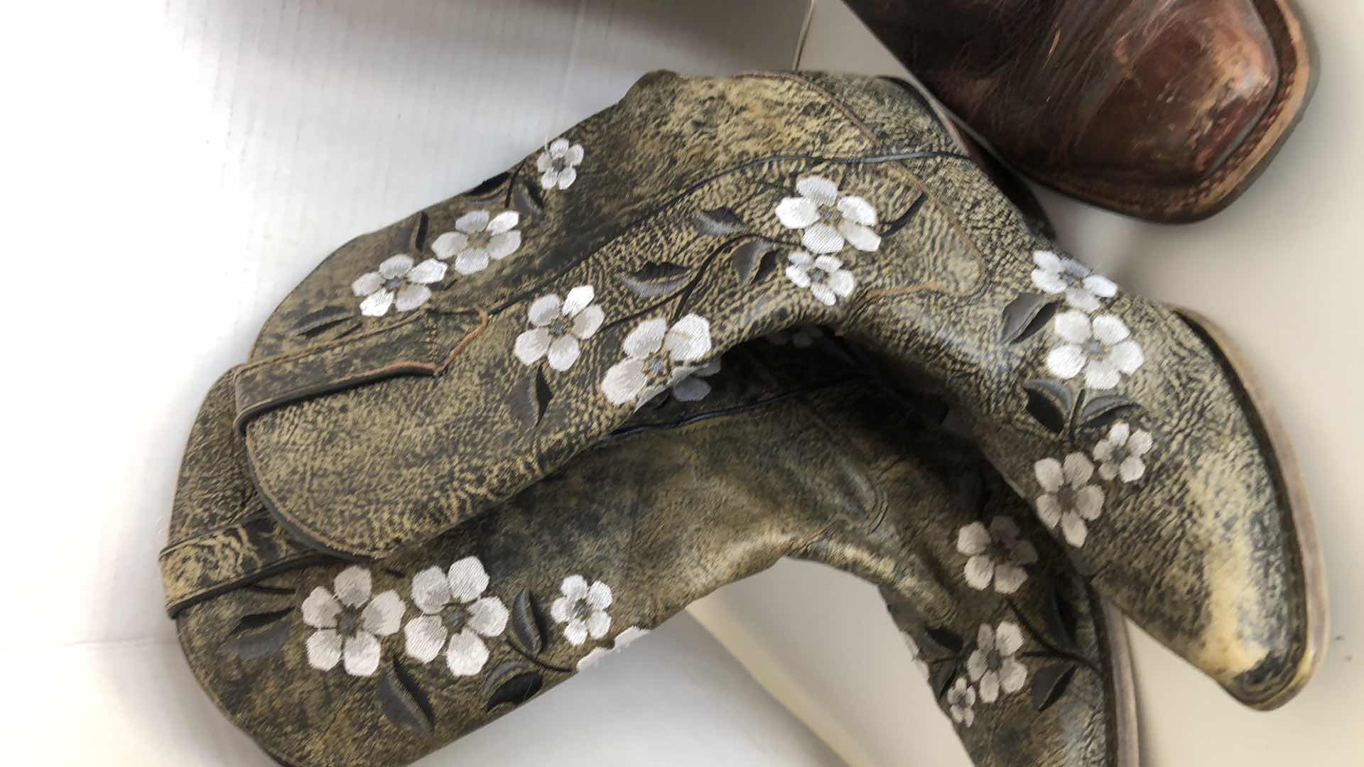 Photo 1 of WOMENS BOOTS SIZE 6 & 6.5