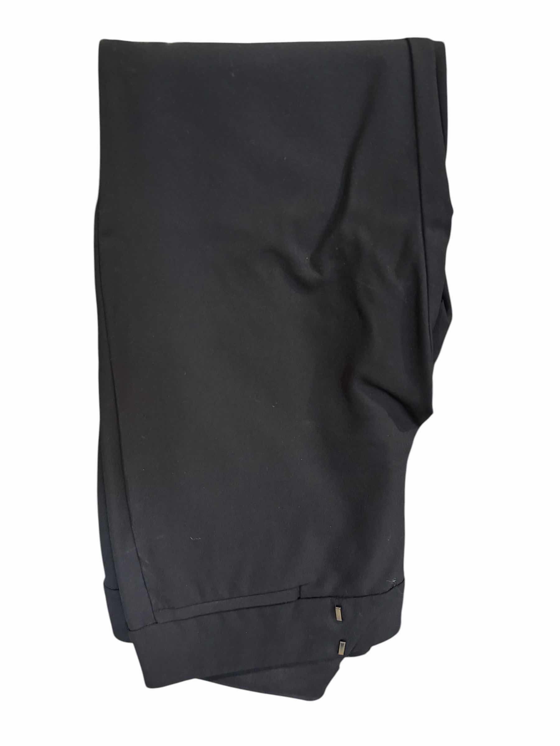 Photo 1 of ANN TAYLOR DRESS PANTS SIZE 6 & 8 (4)