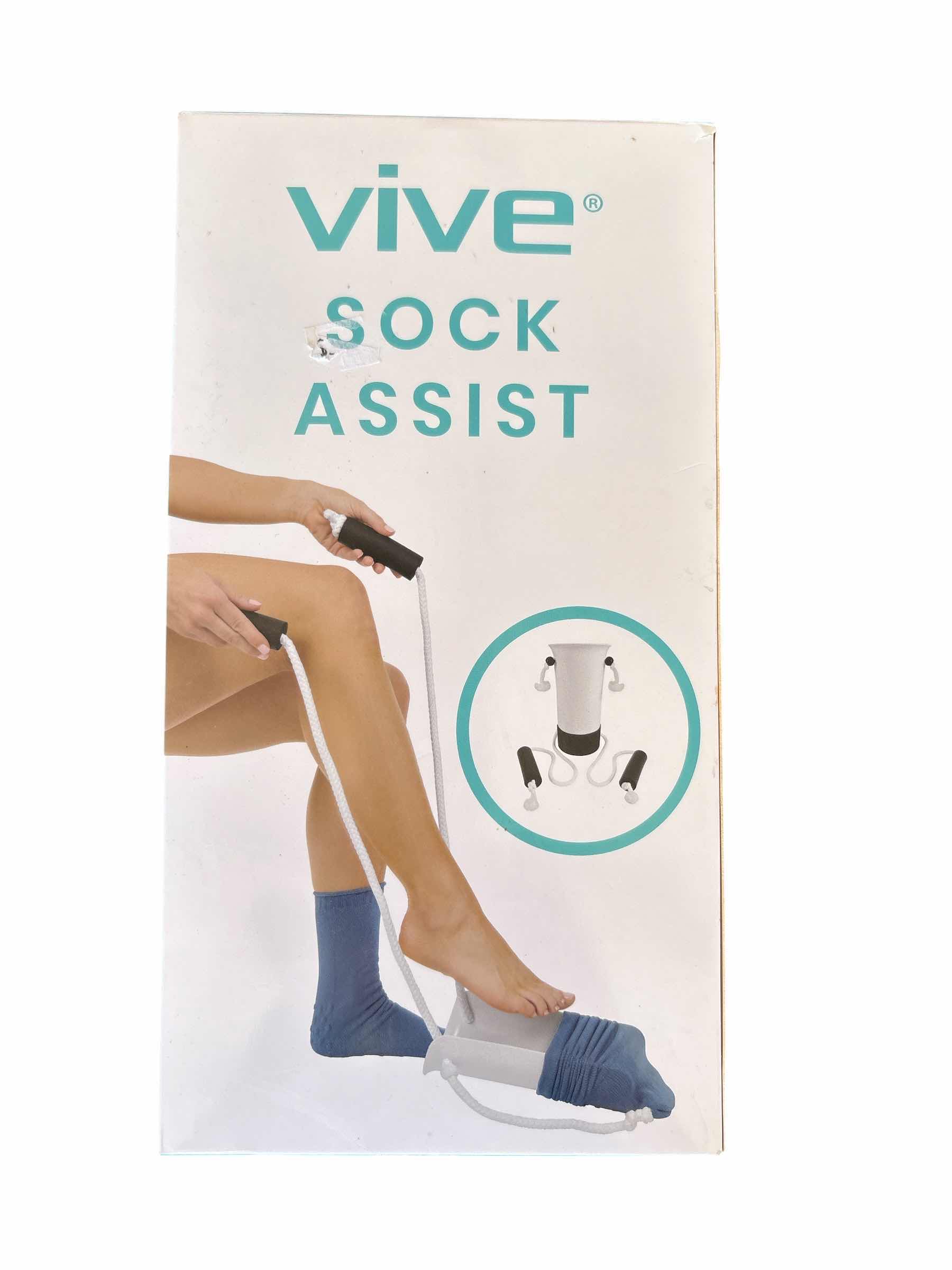 Photo 1 of (2)PCS BACK MASSAGER & VIVE SOCK ASSIST