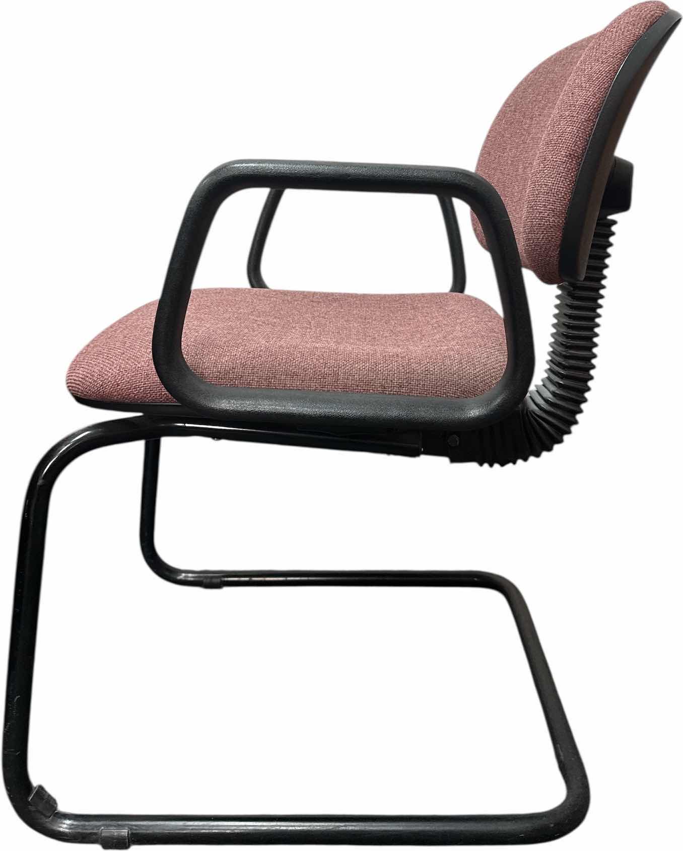 Photo 1 of 2- HOME/OFFICE CHAIRS WITH ARMREST RED/BLACK
22” X 23” X H30”