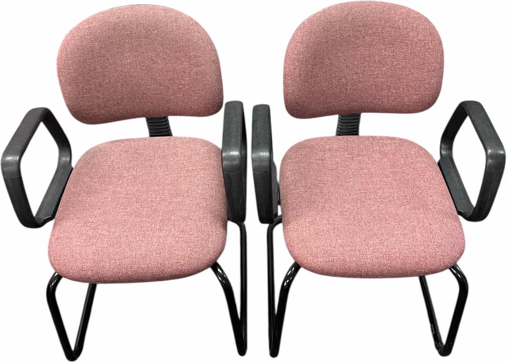 Photo 1 of 2- HOME/OFFICE CHAIRS WITH ARMREST RED/BLACK
22” X 23” X H30”