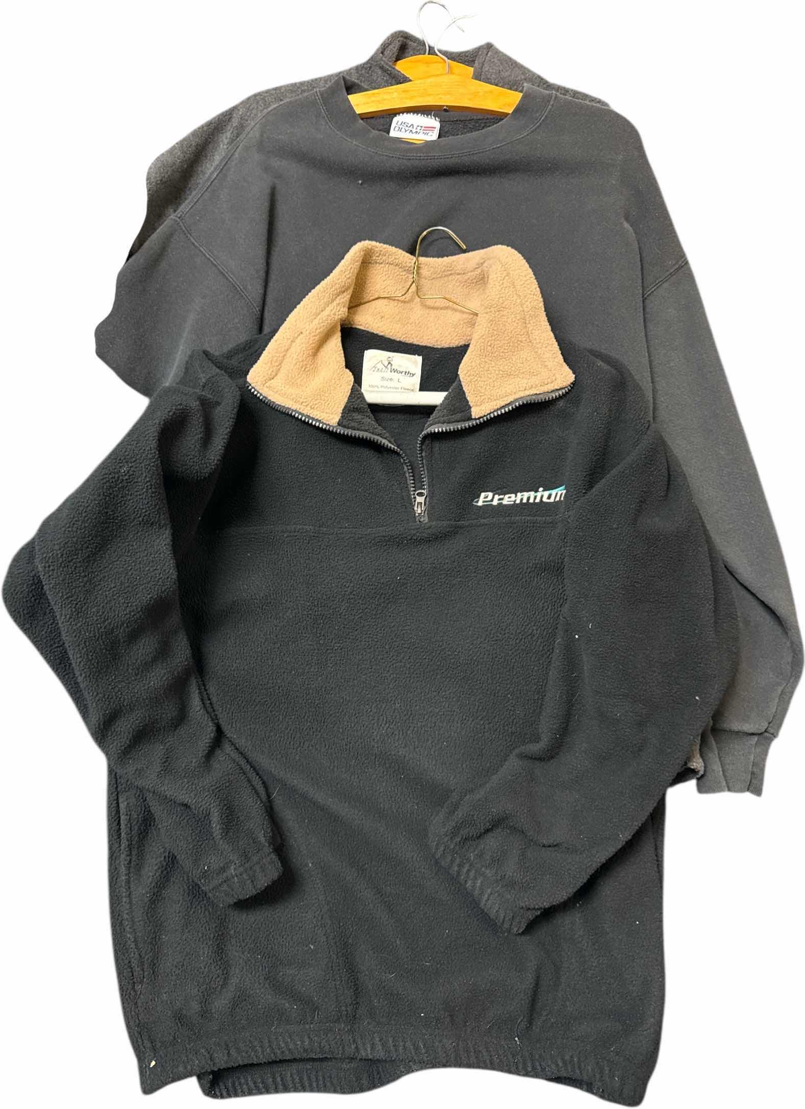 Photo 4 of 7- VINTAGE MENS JACKETS AND SWEATERS SIZE M/L