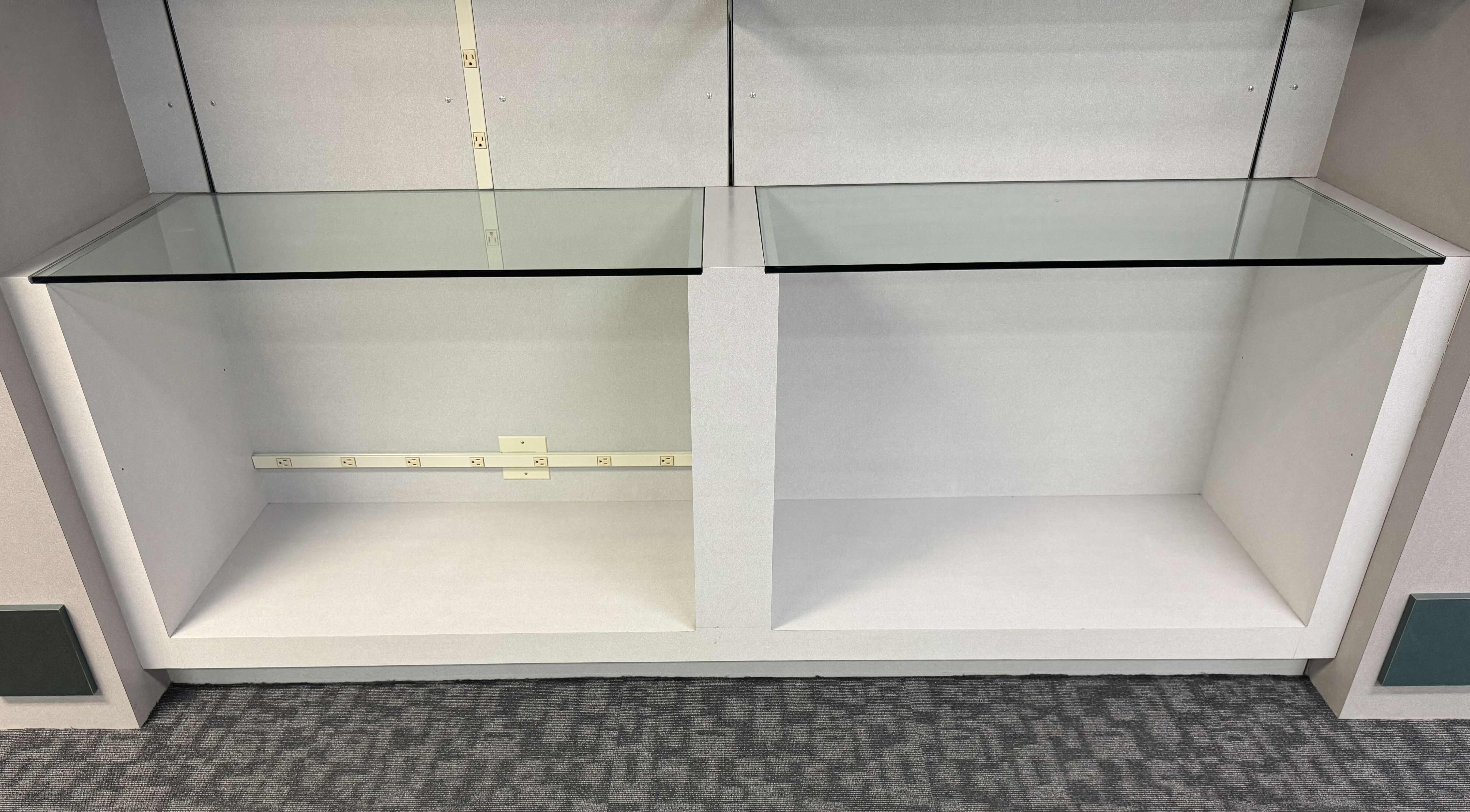 Photo 1 of 2- GLASS DISPLAY GLASS ONLY
44” X 23.5” X H0.5”