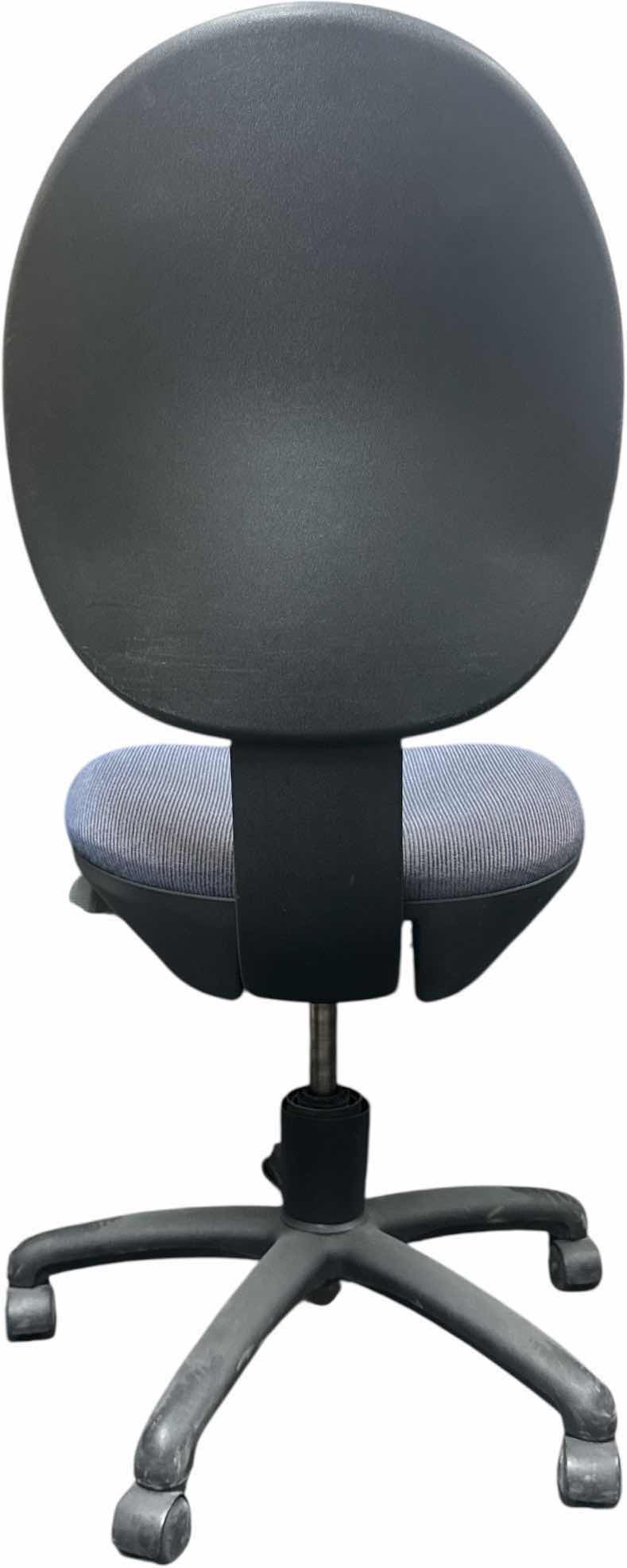 Photo 1 of ARMLESS ROLLING ERGONOMIC OFFICE CHAIR FABRIC SEAT, BLUE
19” X 21” X H42”