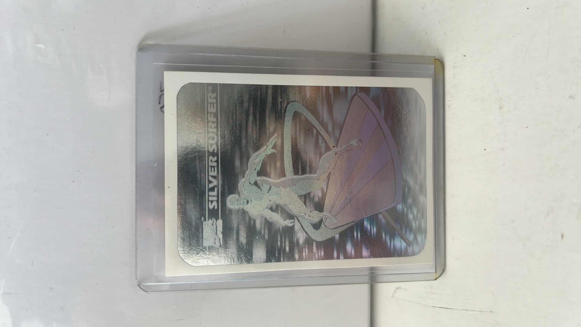 Photo 1 of 1990 AMPEL MARVEL UNIVERSE HOLOGRAM CARD SILVER SURFER