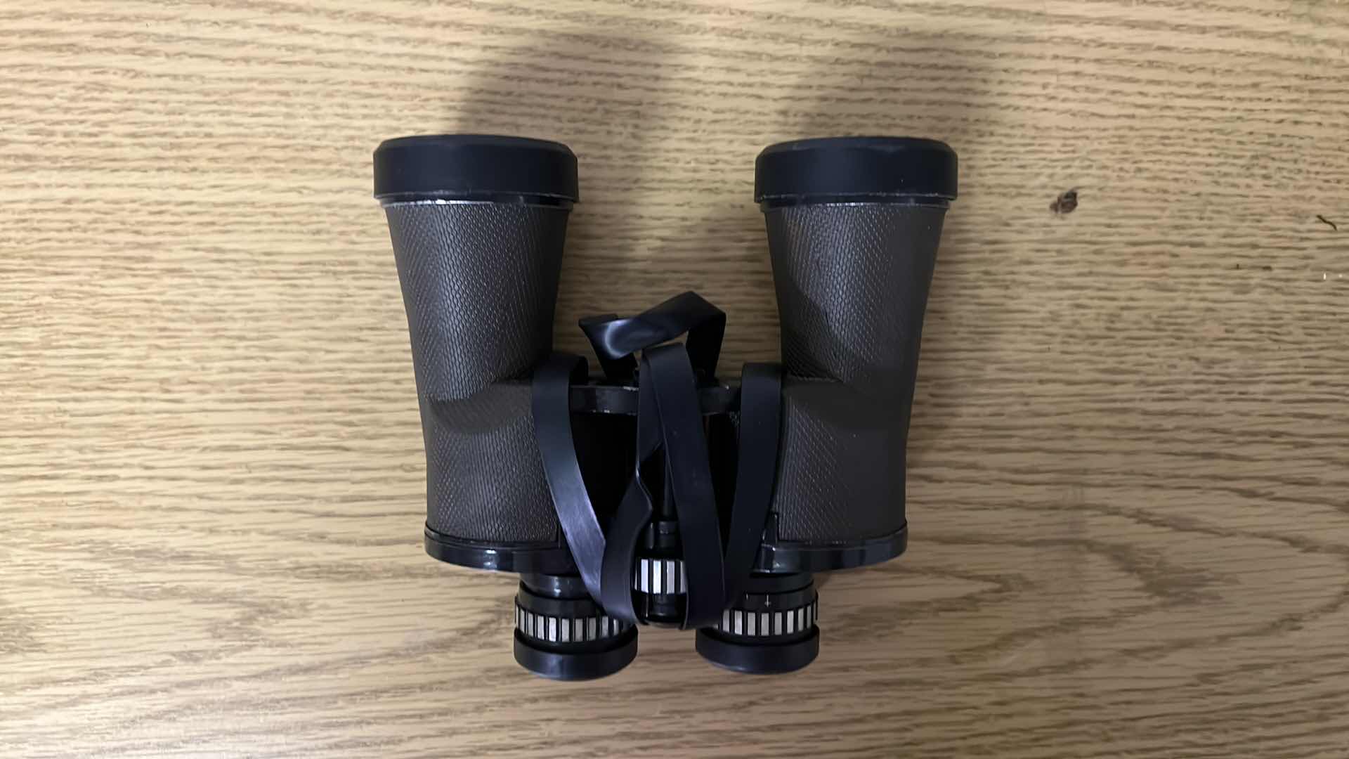 Photo 1 of FOCAL BINOCULARS WITH SIAM CAT OPTICS 7 X 50, FIELD 8, 420FT X 1000 YARDS