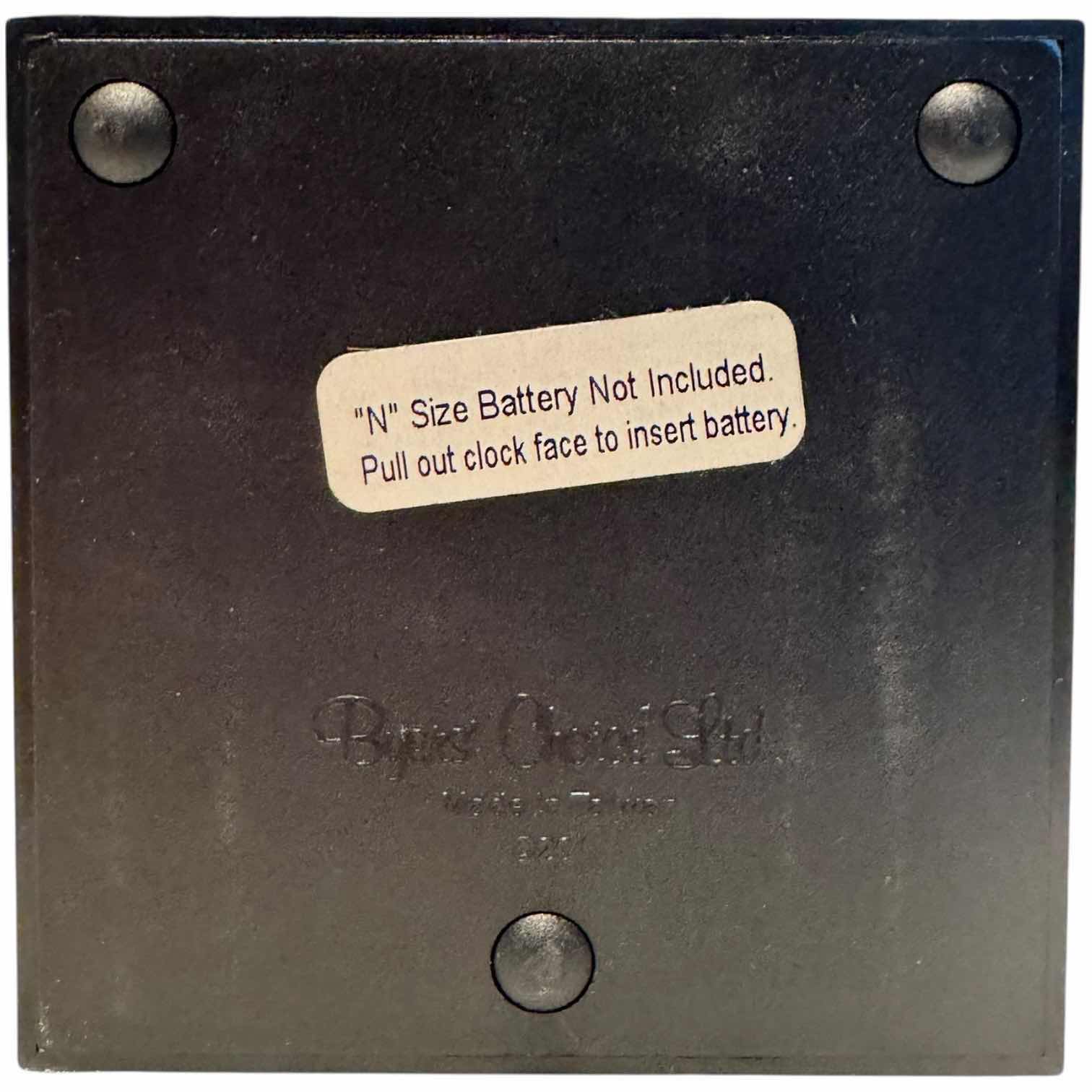 Photo 1 of 3- BLACK ANALOG CLOCK CHRISTMAS STAR RUSTIC WOODEN STAND CHRISTMAS TREE DECORATION H10”