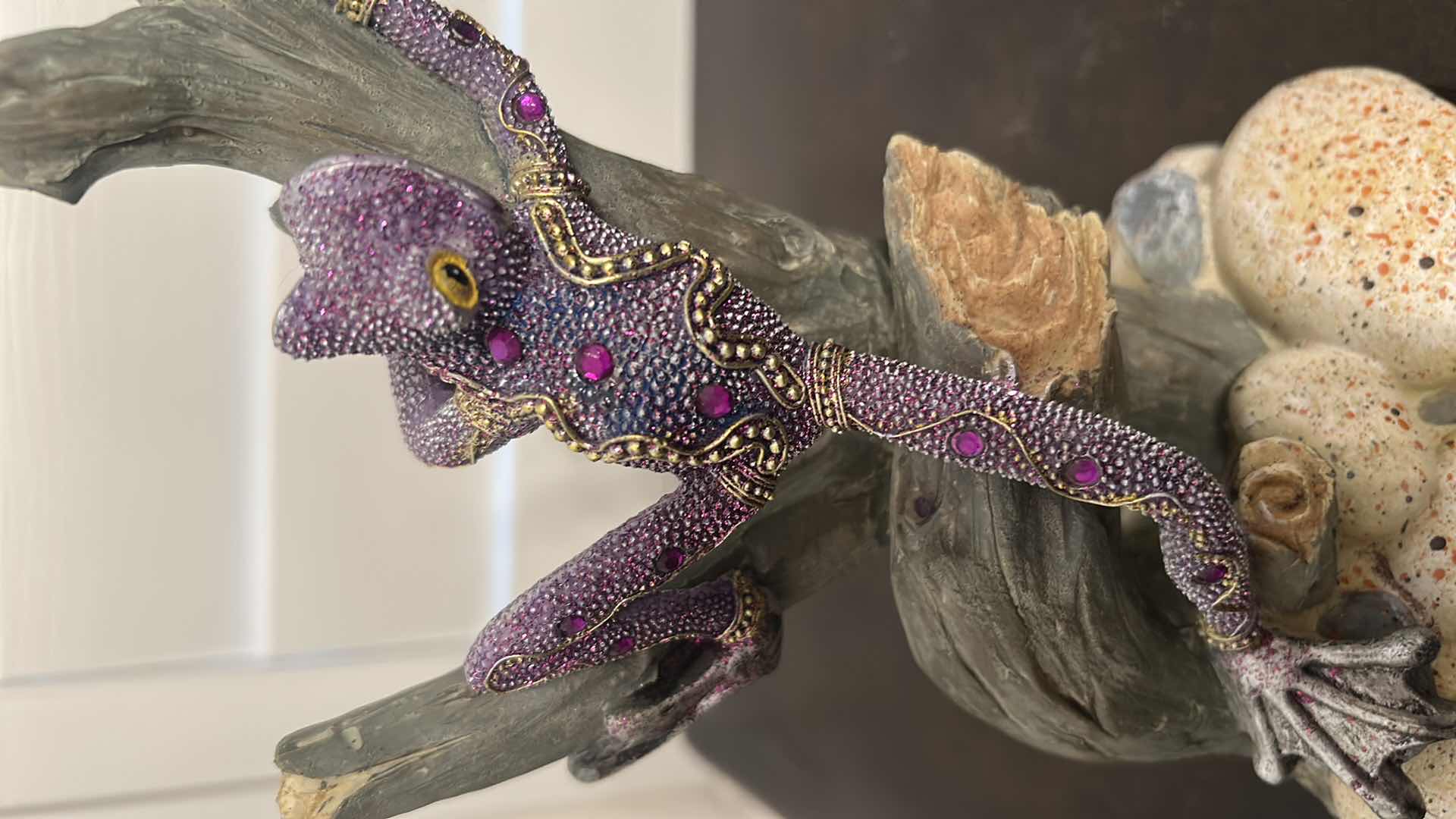 Photo 1 of HAND CARVED PAINTED COPAL WOOD ALEBRIJE FROG H12"