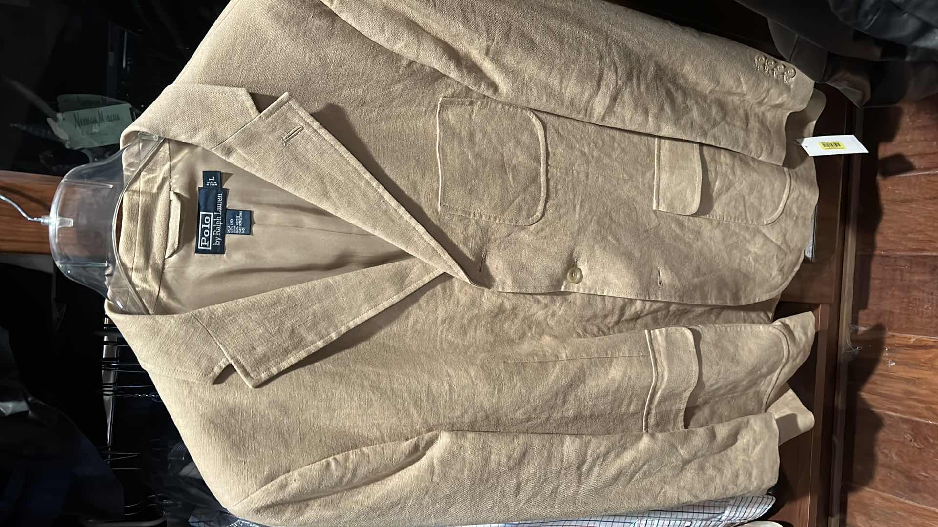 Photo 1 of MENS DESIGNER CLOTHING SIZE L XL