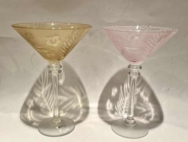 Photo 1 of 2 PC TOMMY BAHAMAS GLASS WARE