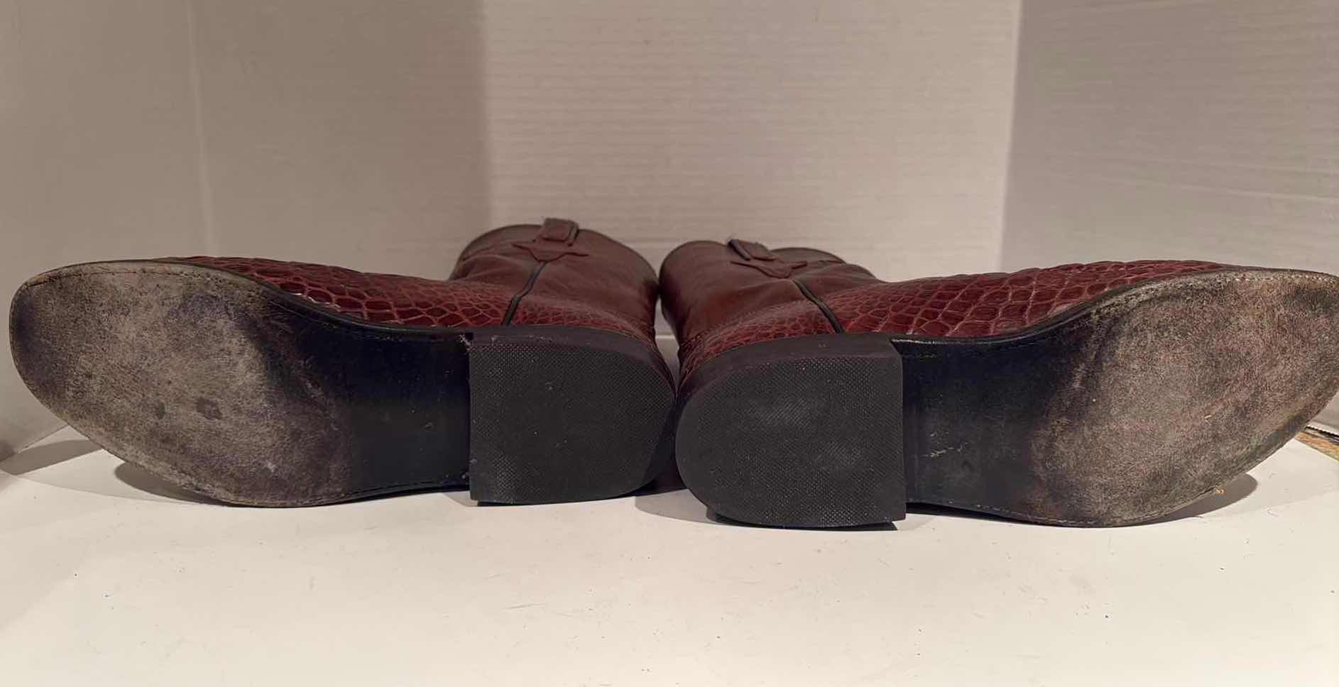 Photo 1 of LUCCHESE CLASSICS HAND-MADE BROWN LEATHER SKIN MEN’S COWBOY BOOTS (SIZE 10)