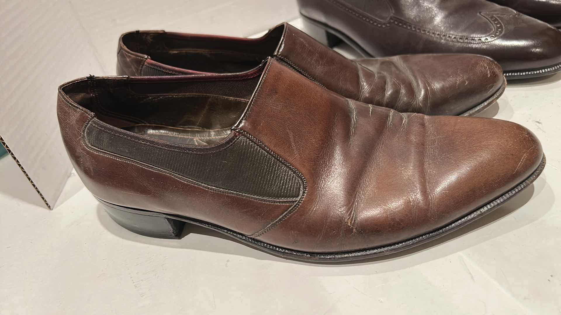 Photo 1 of 2 MENS FLORSHEIM LEATHER LOAFERS SIZE 9