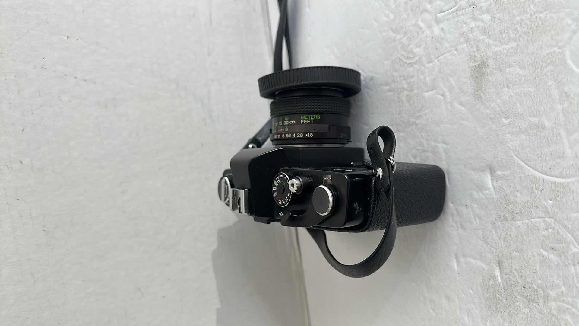 Photo 1 of VIVITAR 220/SL CAMERA