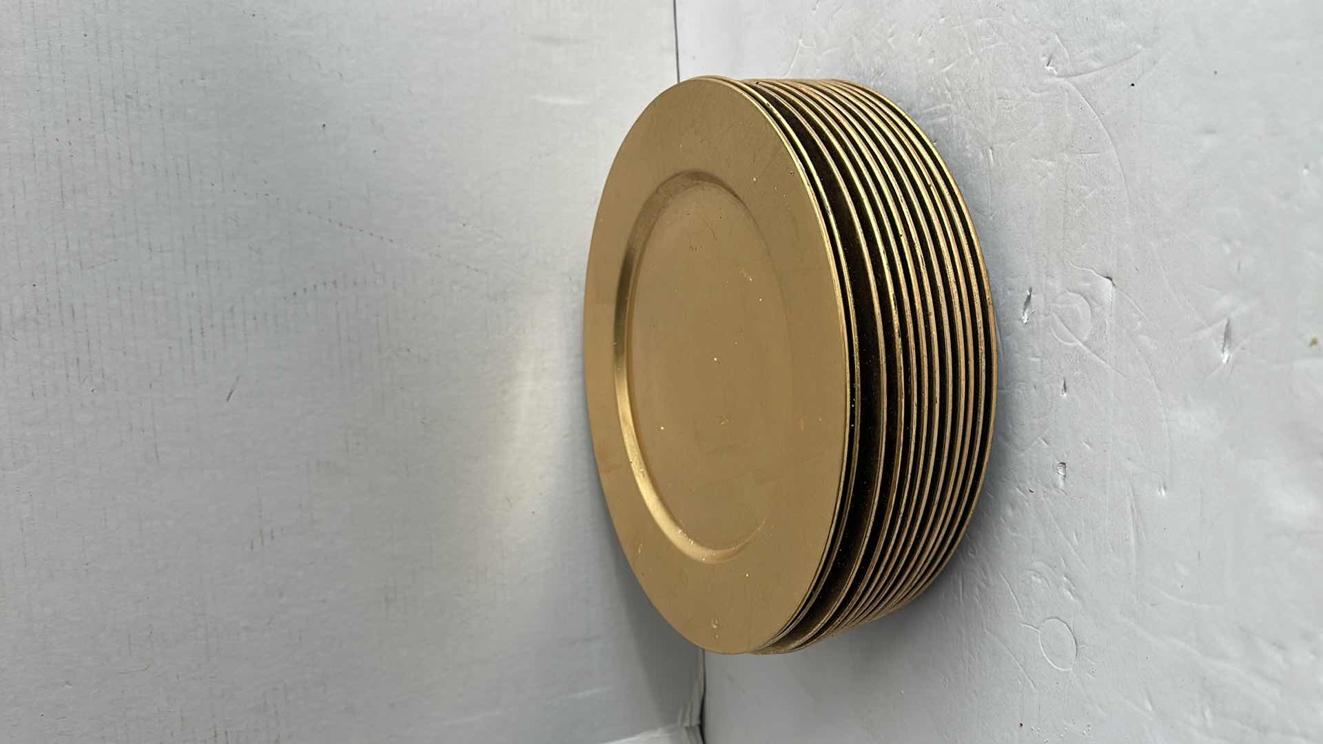 Photo 1 of 12-CENTRUM GOLD LEAF CHARGER'S