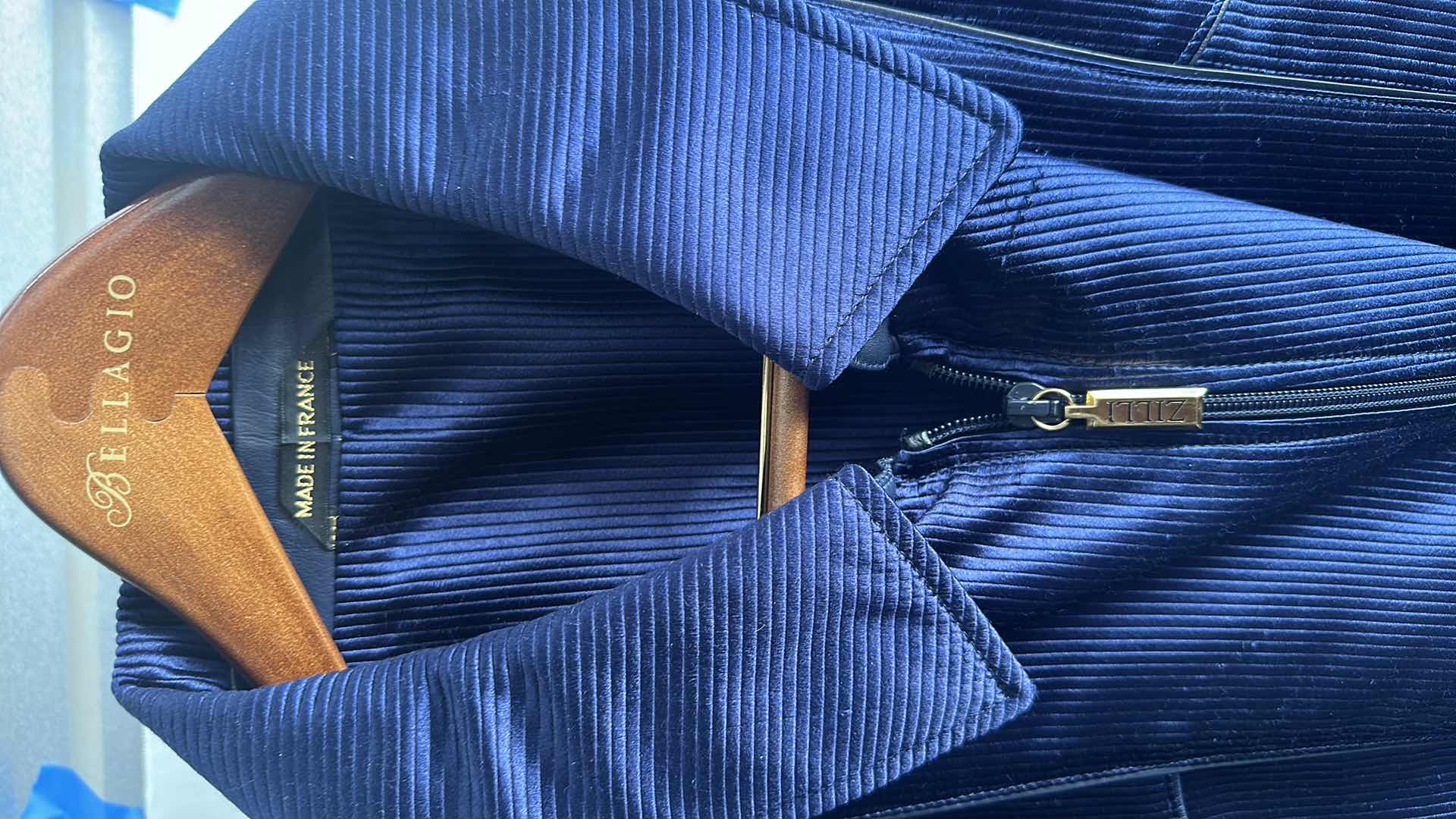 View 2 of DESIGNER "ZILLI  NAVY BLUE LEISURE JACKET FROM BELLAGIO MADE IN FRANCE-SIZE 46