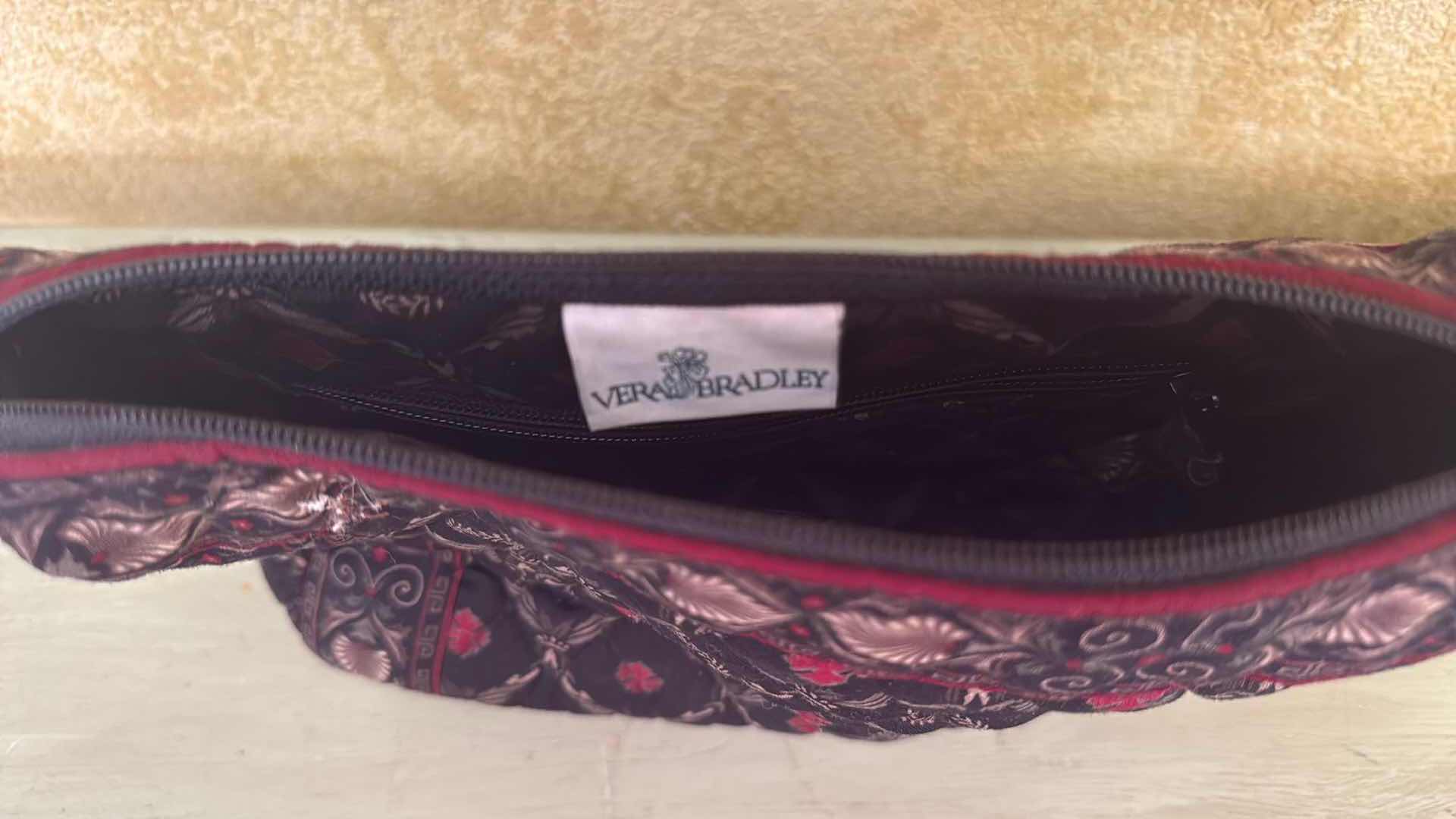 Photo 1 of VERA BRADLEY CROSSBODY BAG, VERA BRADLEY WALLET