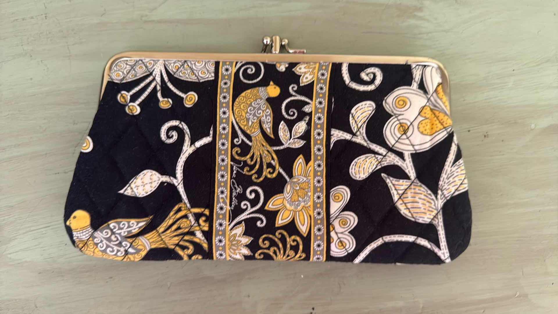 Photo 1 of VERA BRADLEY CROSSBODY BAG, VERA BRADLEY WALLET