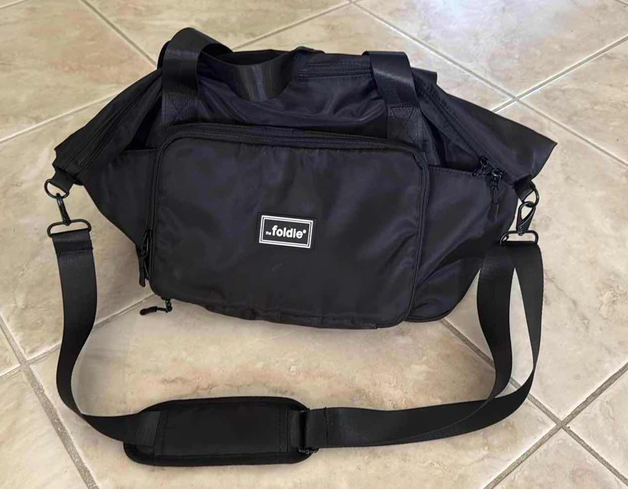 Photo 1 of 8-BLACK TRAVEL BAGS