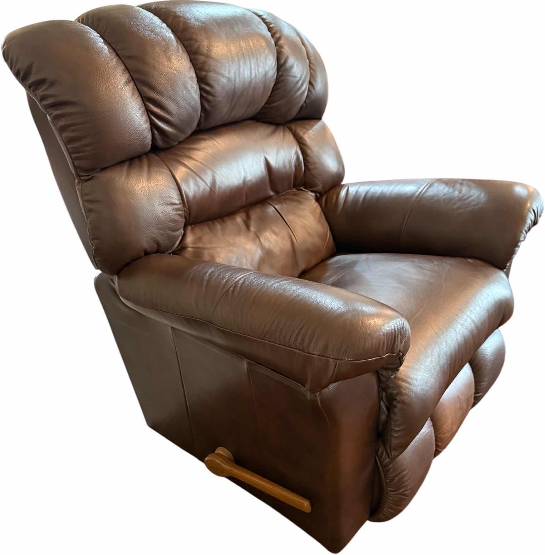 Photo 1 of LA-Z-BOY CHOCOLATE BROWN LEATHER OVERSIZED RECLINER