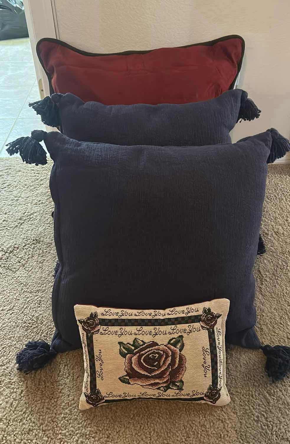 Photo 1 of 4- BLUE AND WINE DECORATIVE PILLOWS