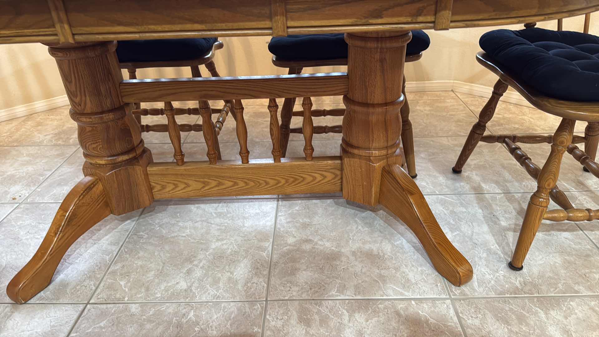 Photo 1 of OAK DINING TABLE W 6 WINDSOR CHAIRS (2 ARM CHAIRS & 4 SIDE) 70”x42” H29”