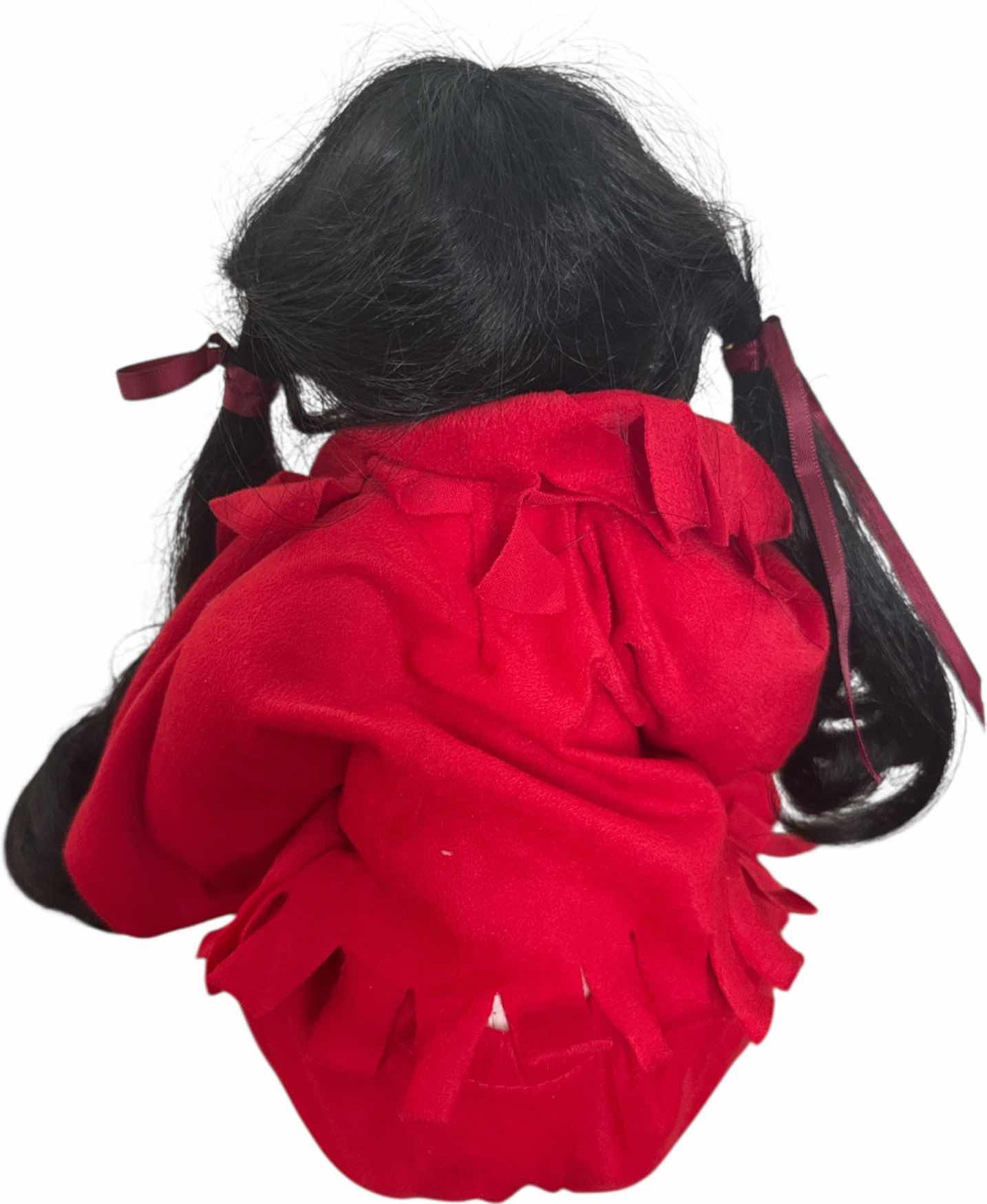 Photo 1 of LOUANN PAUL PORCELAIN NAVAJO NATIVE AMERICAN ORIGINAL DESIGN AND CRAFTSMANSHIP DOLL

H16”