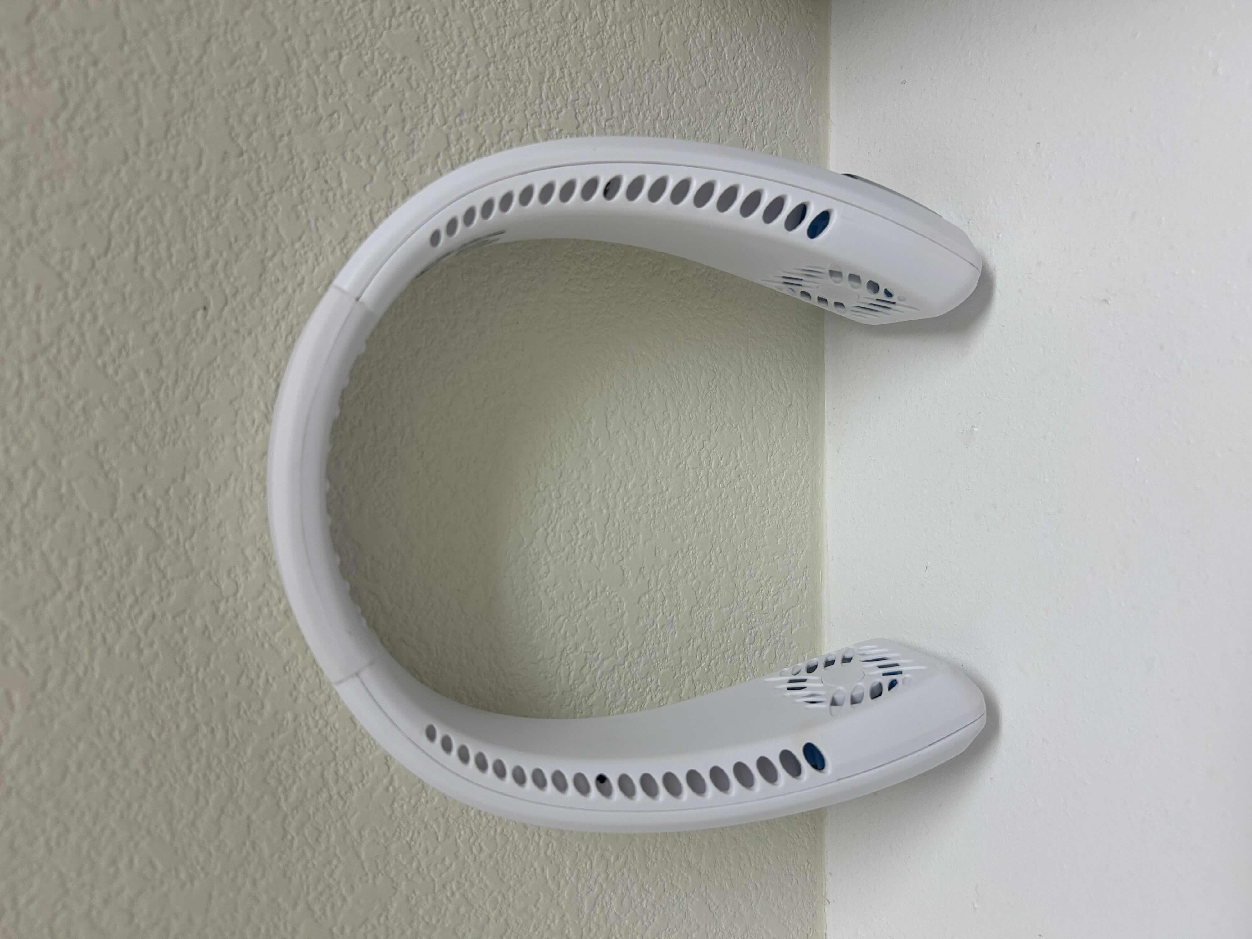 Photo 1 of ARTIC AIR PORTABLE FAN W CHARGER CORD