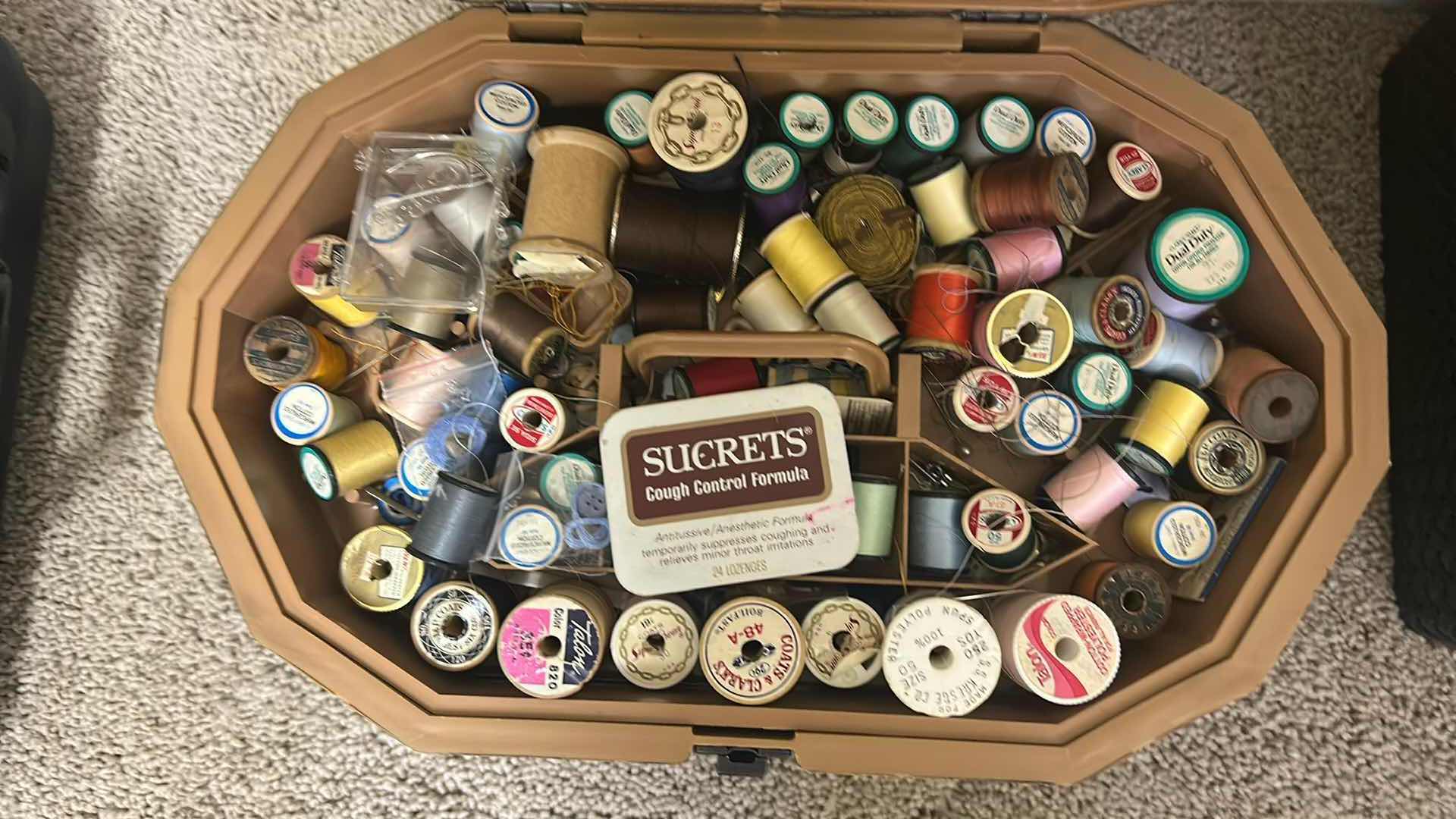 Photo 1 of CONTENTS OF PLASTIC SEWING CASE