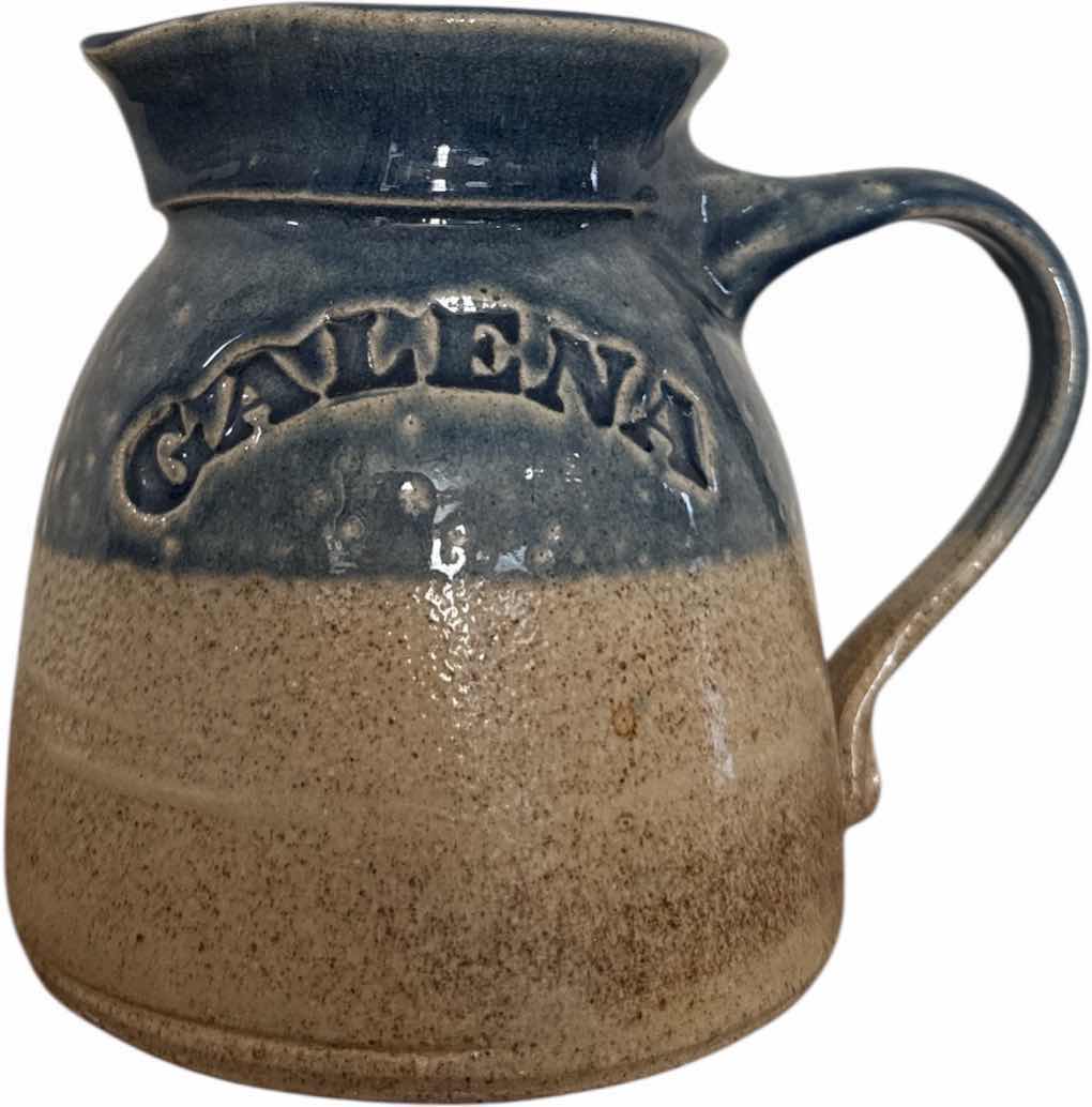 Photo 1 of GALENA TWO TONED STONEWARE POTTERY PITCHER 

D5” X H5.5”
