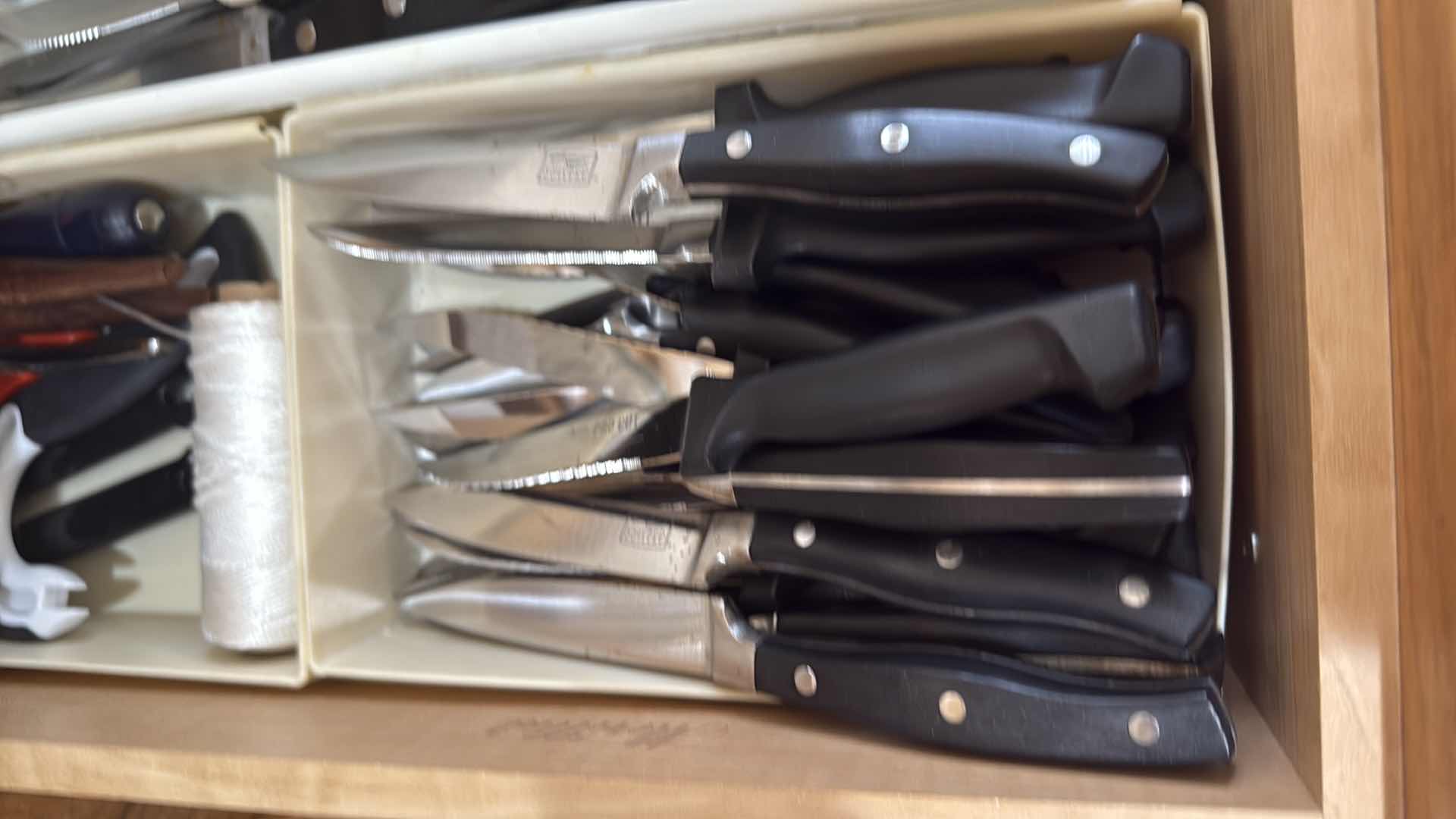Photo 1 of CONTENTS OF KITCHEN DRAWER-KNIVES