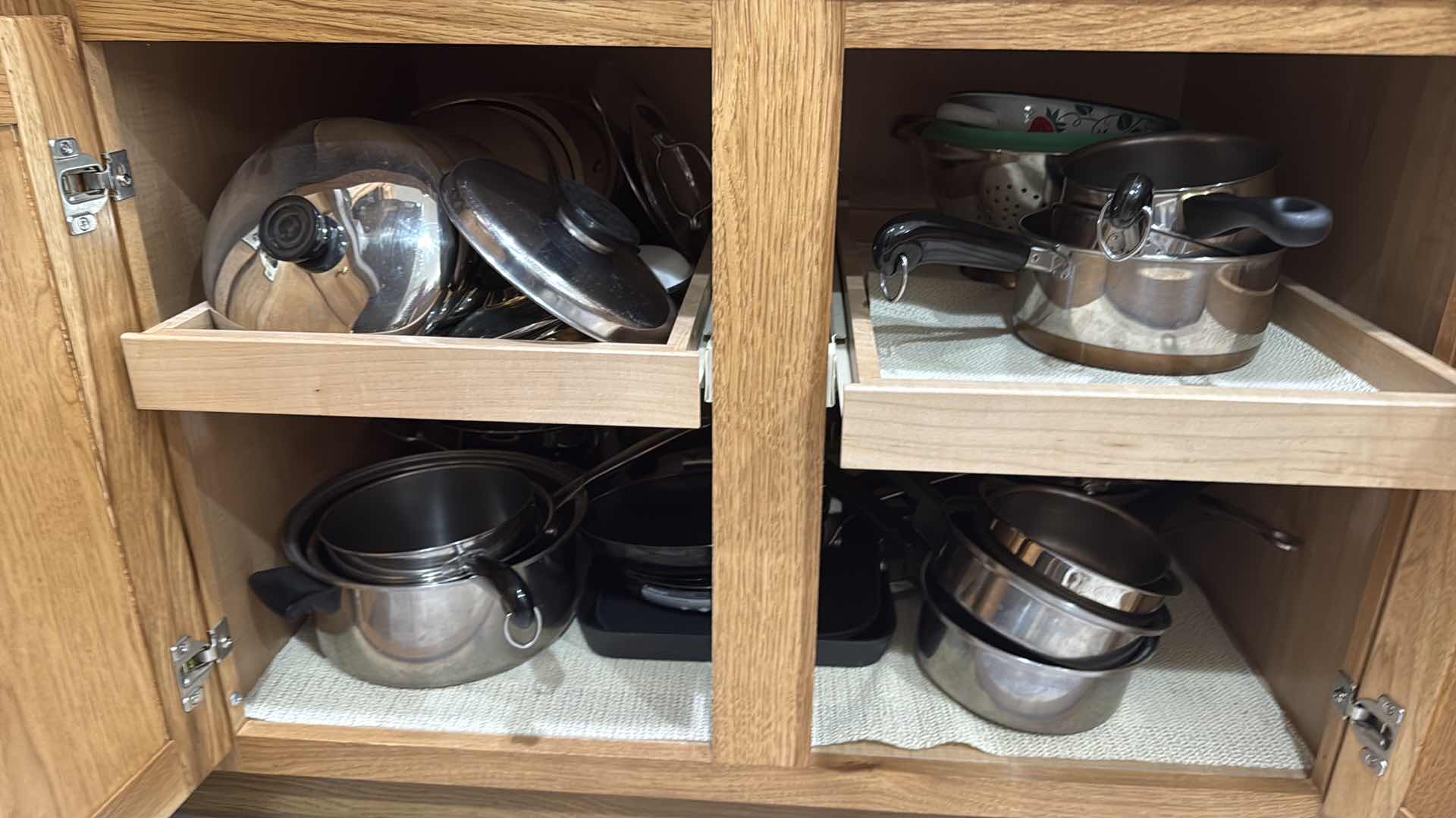 Photo 1 of CONTENTS OF KITCHEN CABINET-POT & PANS