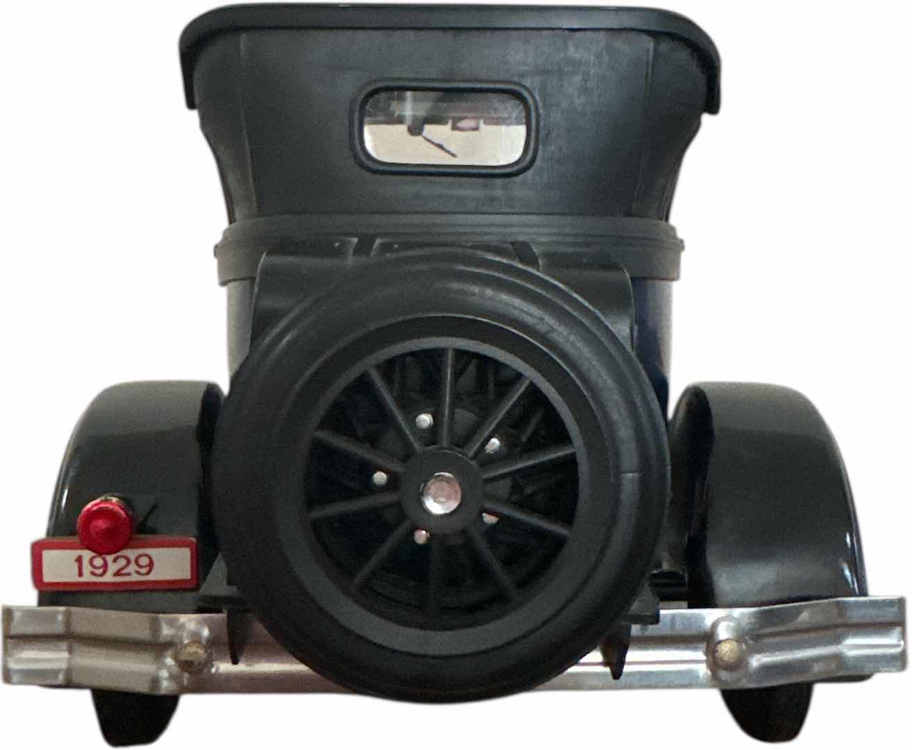 Photo 1 of VINTAGE 1929 JIM BEAM BOURBON WHISKEY FORD MODEL A POLICE DEPARTMENT DECANTER EMPTY