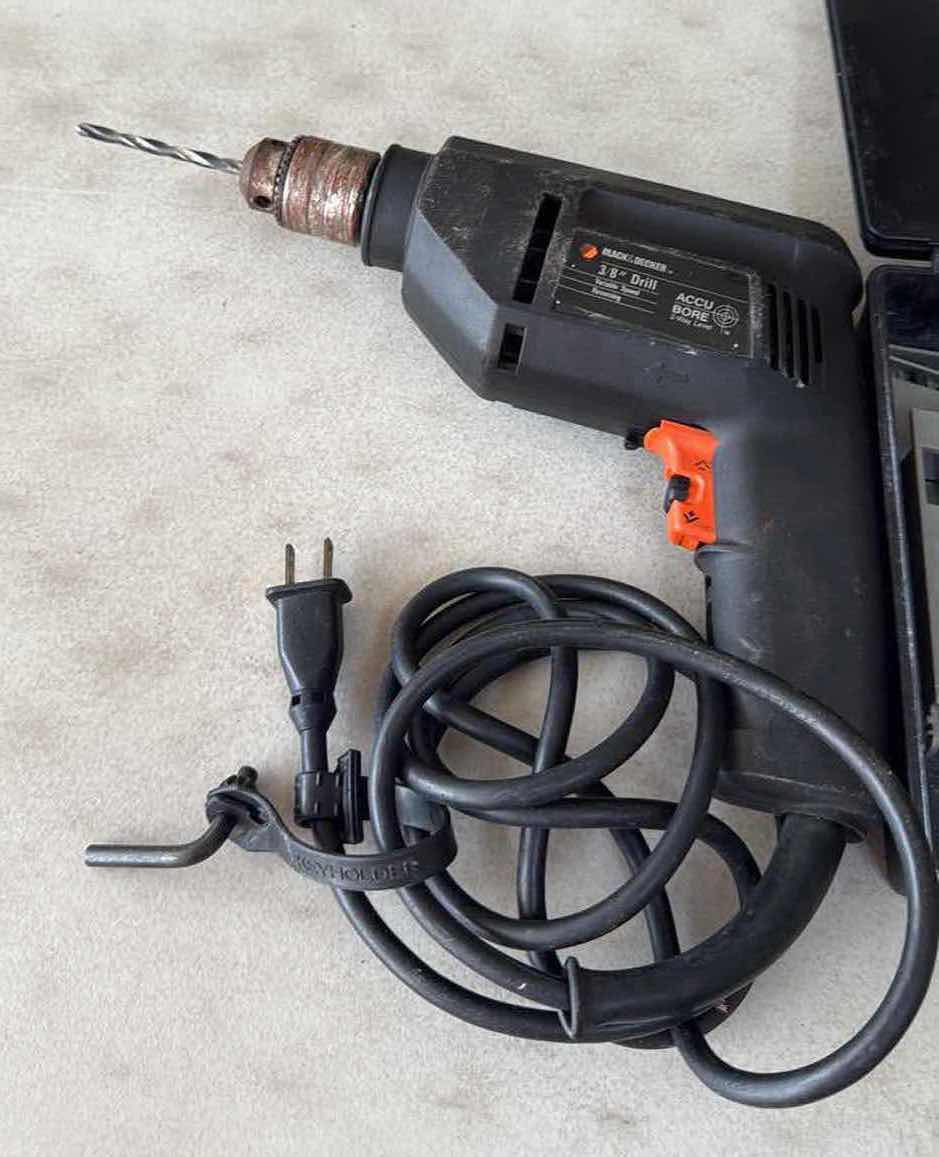 Photo 1 of BLACK & DECKER ELECTRIC DRILL & DRILL BITS