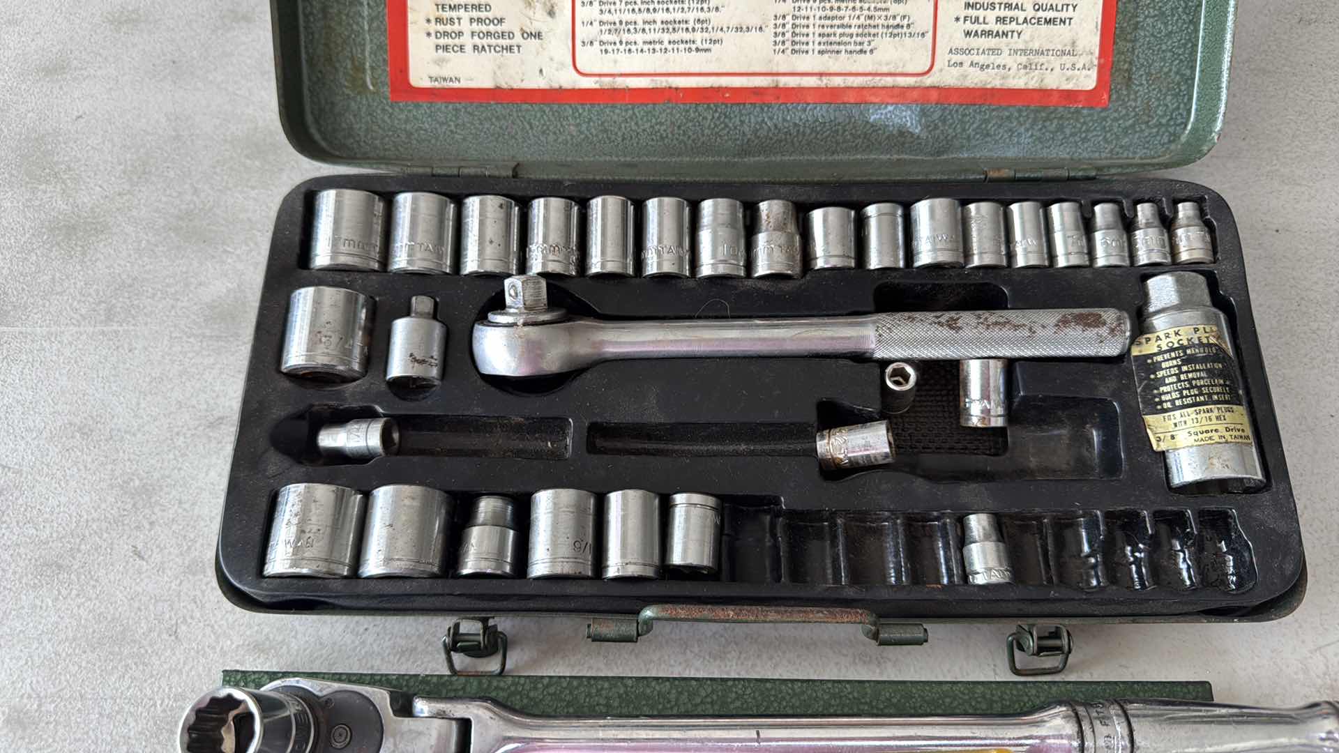 Photo 1 of ALLOY STEEL SOCKET WRENCH SETS
