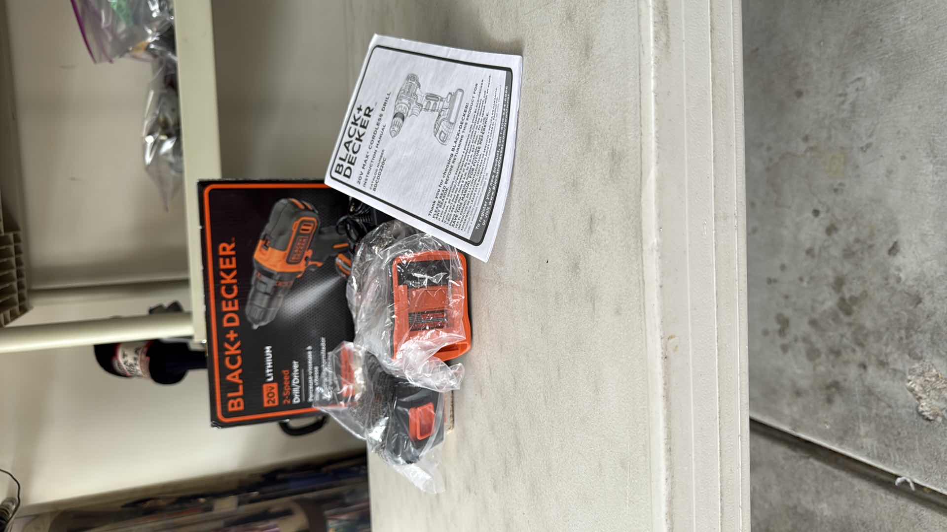 Photo 1 of NEW BLACK & DECKER 20V MAX CORDLESS DRILL/DRIVER