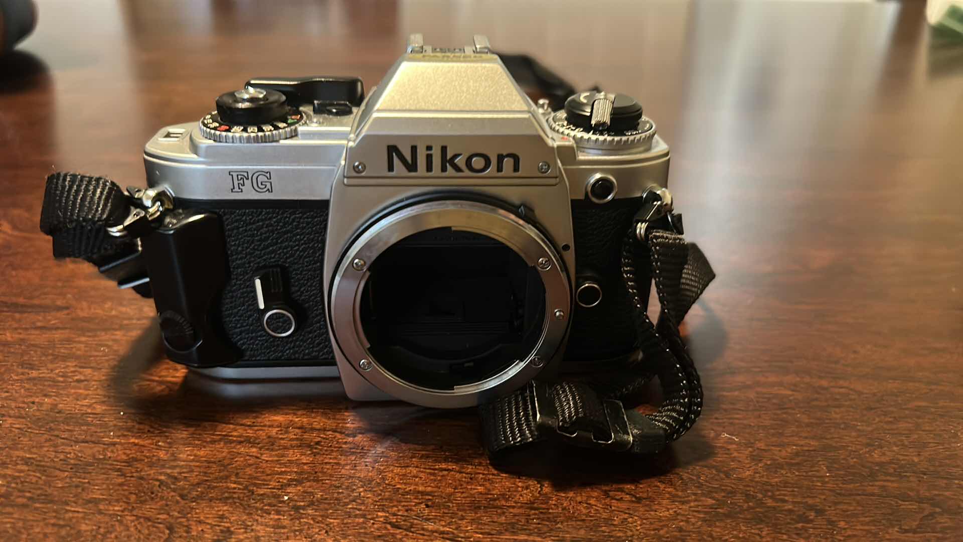 Photo 1 of NIKON CAMERA