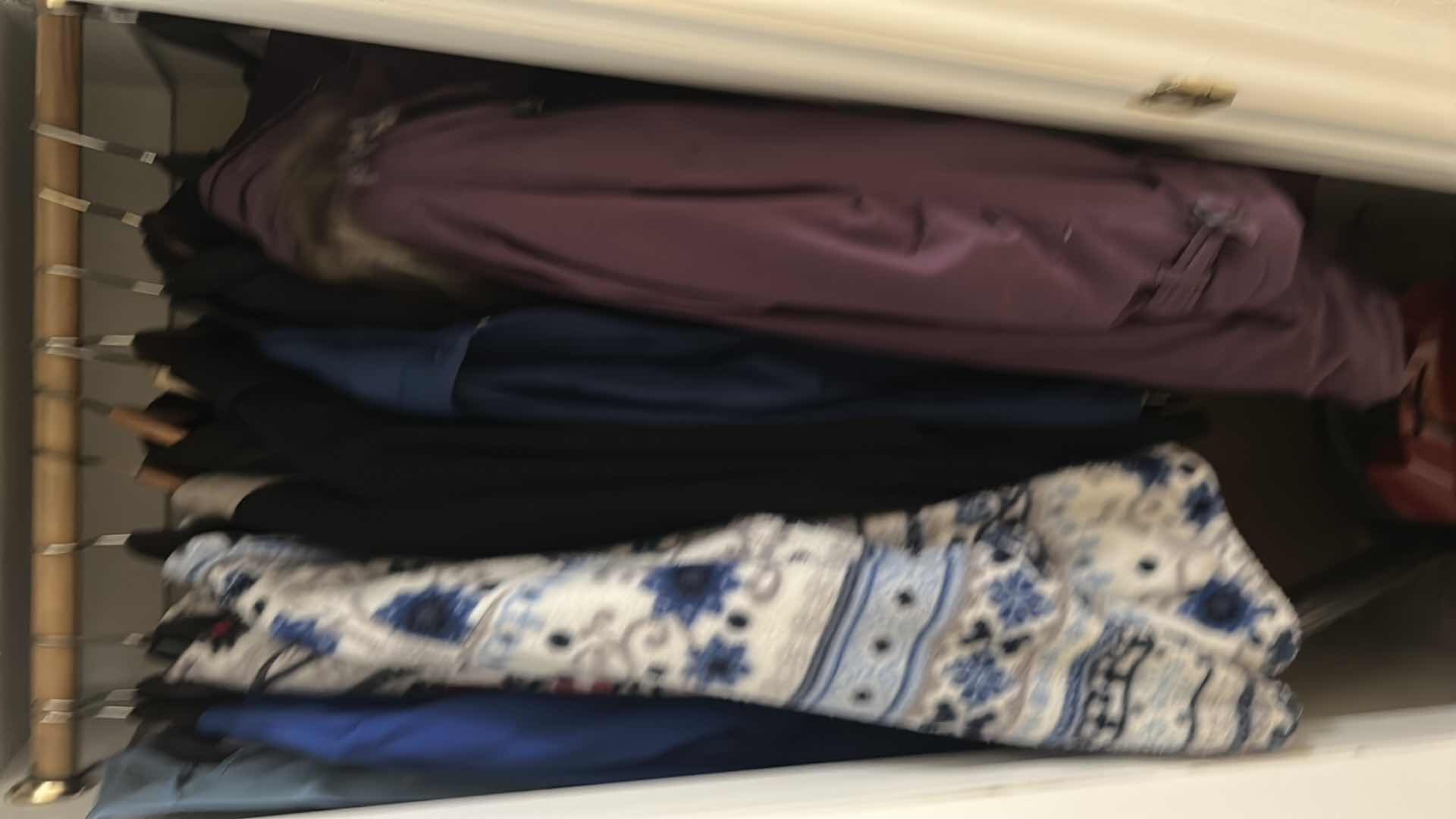 Photo 1 of 11 WOMEN JACKETS SIZE LARGE