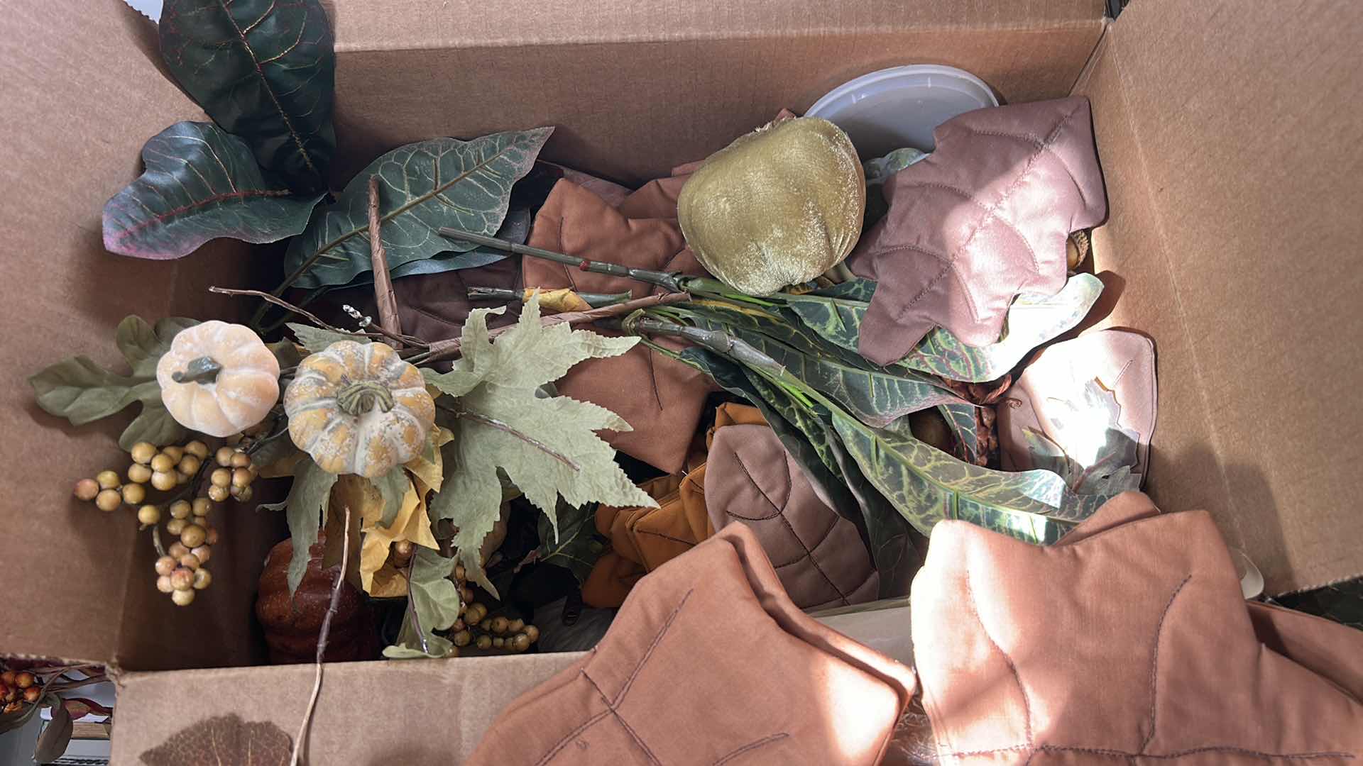 Photo 1 of BOX OF AUTUMN HOME DECOR