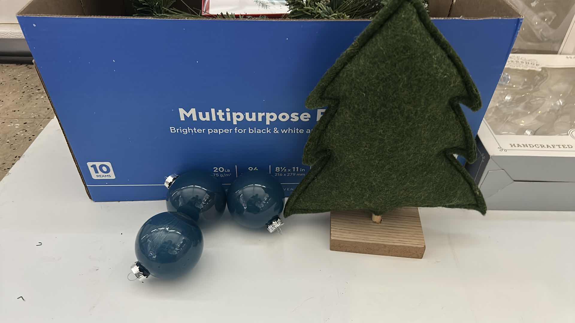 Photo 1 of CHRISTMAS DECOR