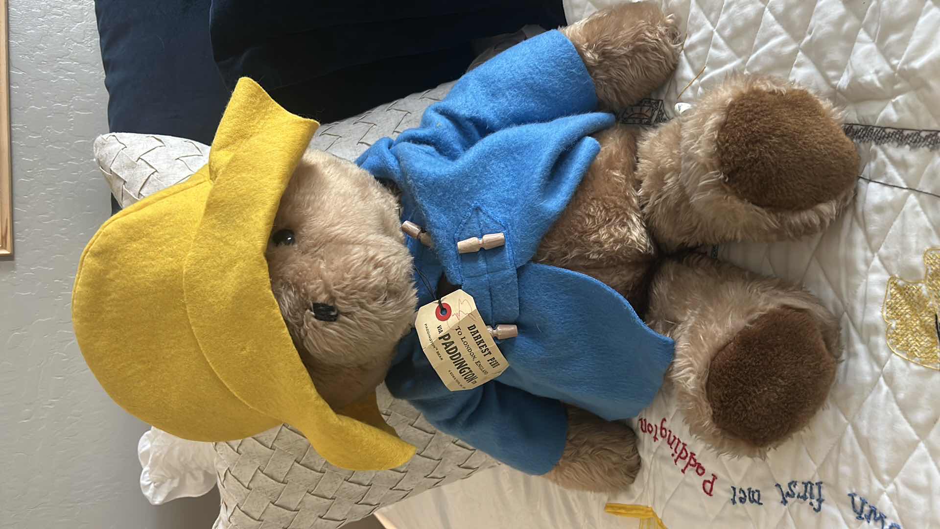 Photo 1 of 4 PC PADDINGTON BABY - 2 BLANKETS, GROWTH CHART & PADDINGTON BEAR