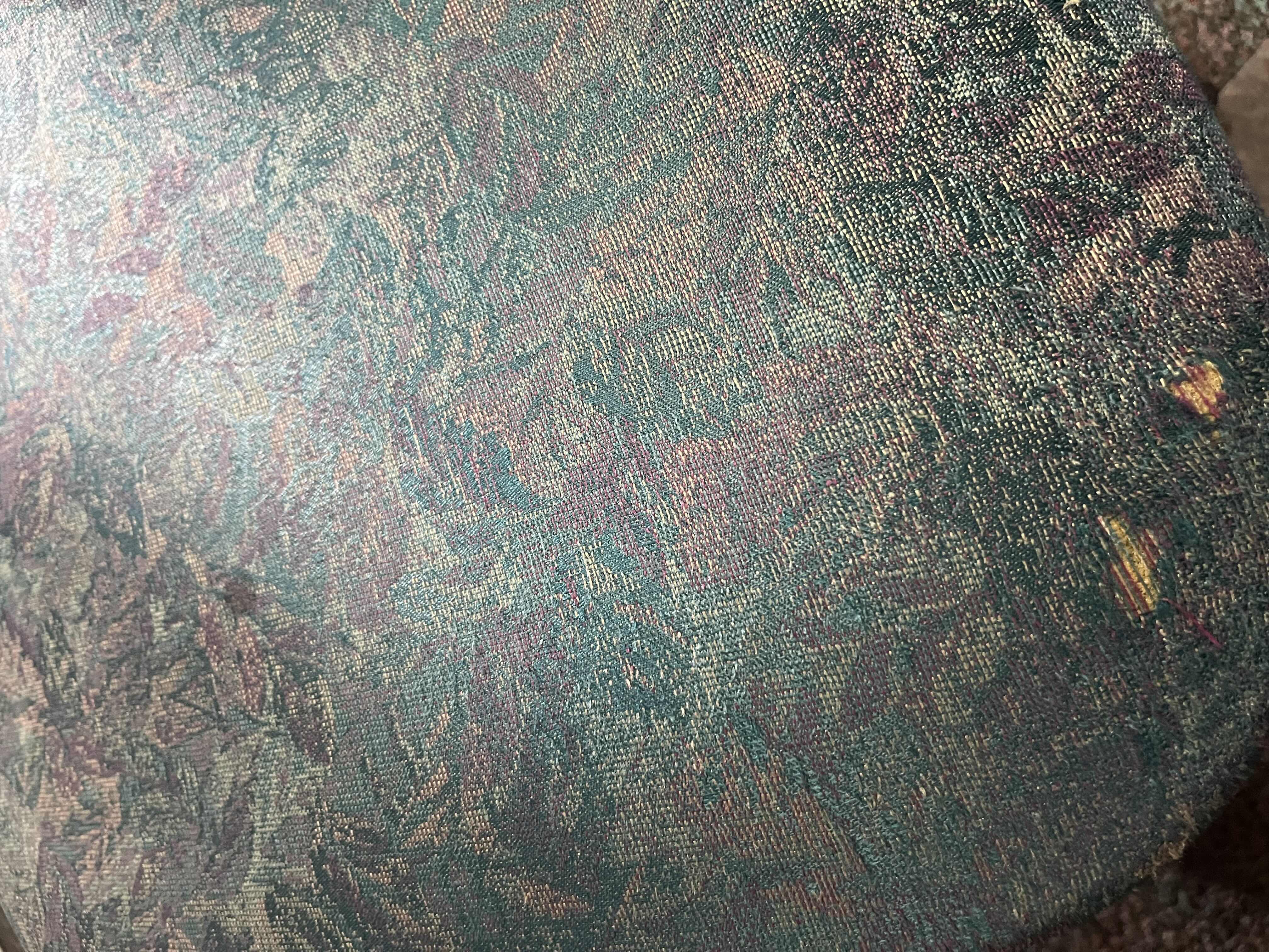 Photo 1 of ERG INTERNATIONAL ARMLESS ROLLING OFFICE CHAIR