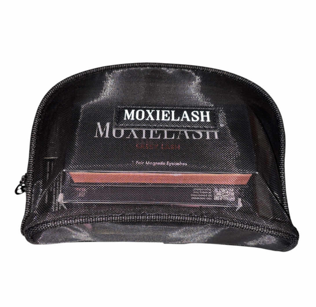 Photo 1 of NEW MOXIELASH MAGNETIC LASH KIT PLUS 2 EXTRA MAGNETIC LASHES & MAGNETIC EYELINER