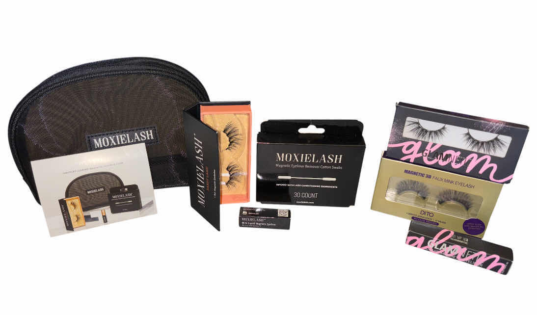 Photo 1 of NEW MOXIELASH MAGNETIC LASH KIT PLUS 2 EXTRA MAGNETIC LASHES & MAGNETIC EYELINER